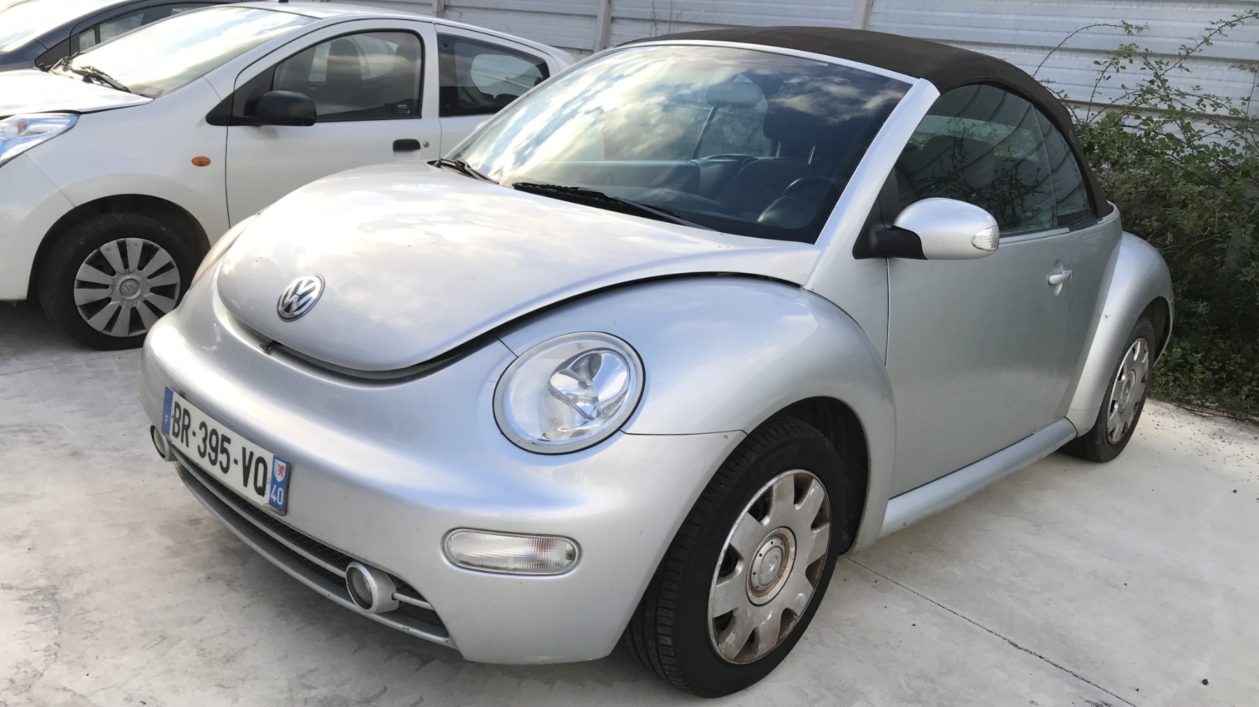 Image VOLKSWAGEN NEW BEETLE 1