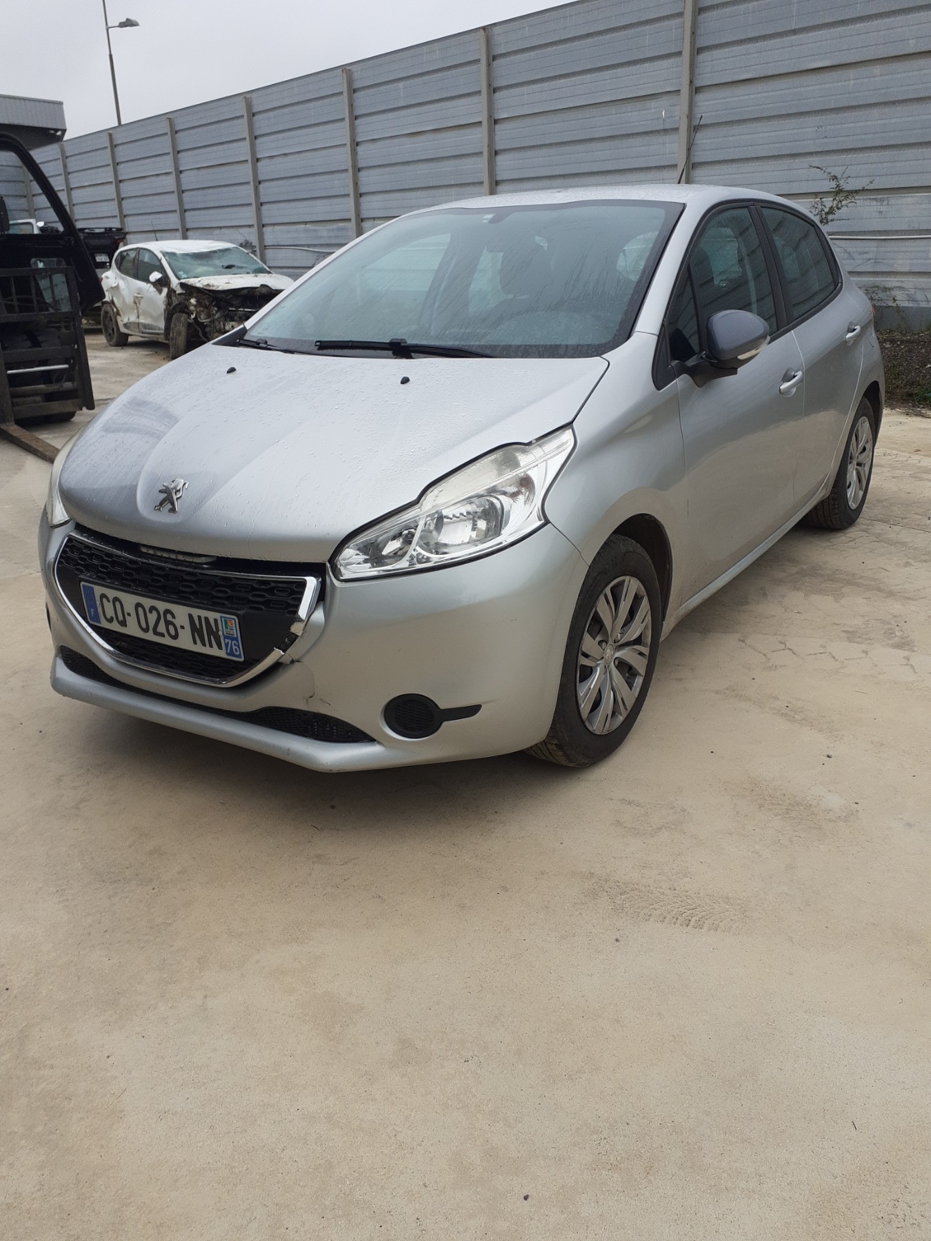 Image PEUGEOT 208 1