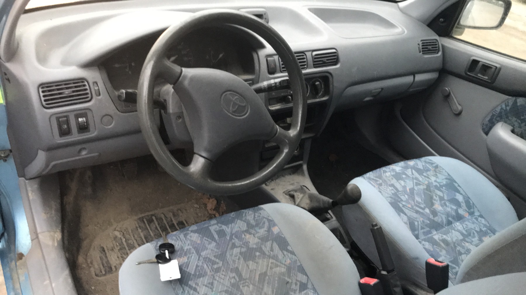 Image TOYOTA STARLET 3