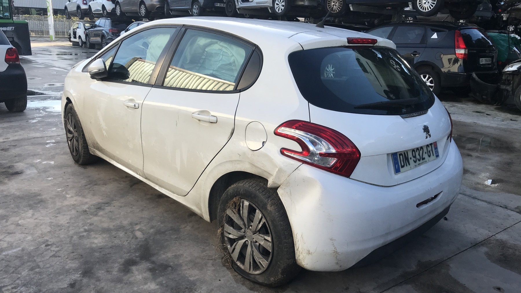 Image PEUGEOT 208 1