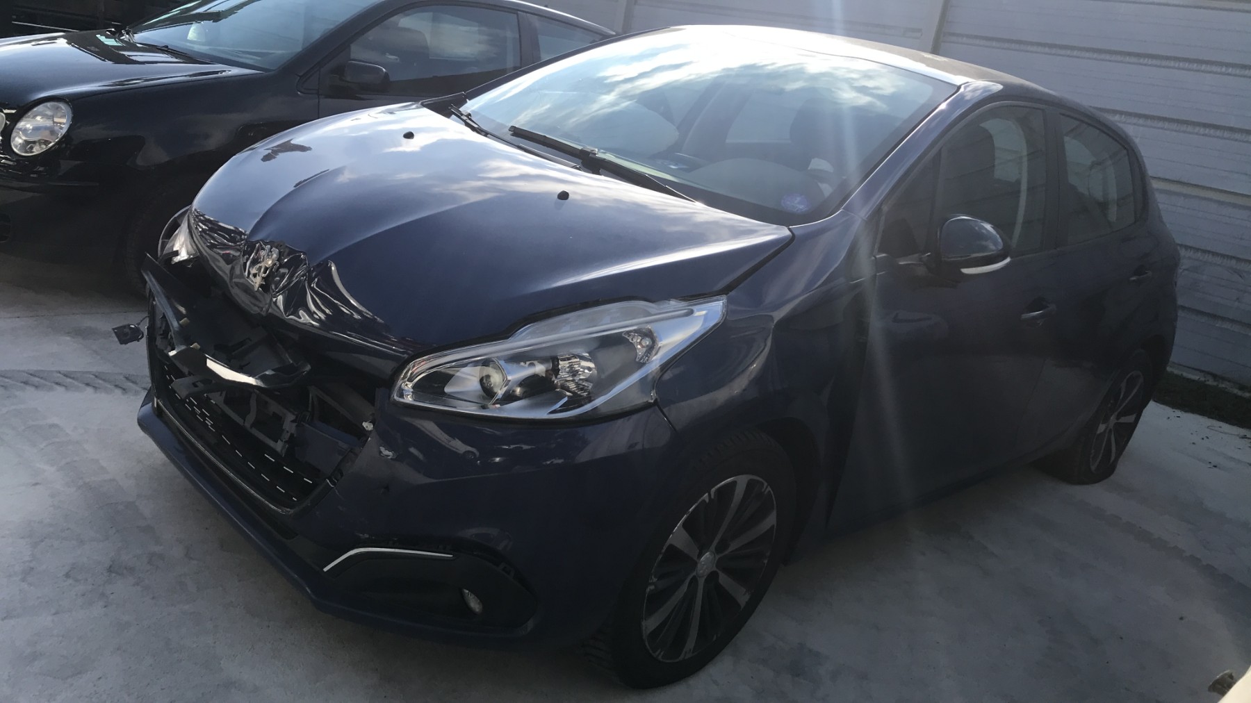 Image PEUGEOT 208 1