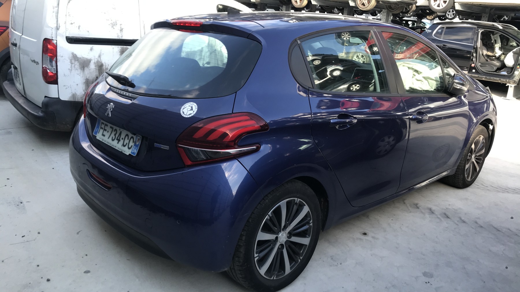 Image PEUGEOT 208 1