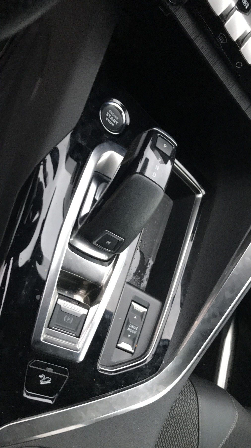 Image PEUGEOT 3008 2