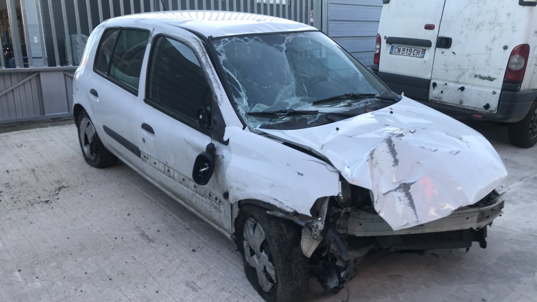 Image RENAULT CLIO 2