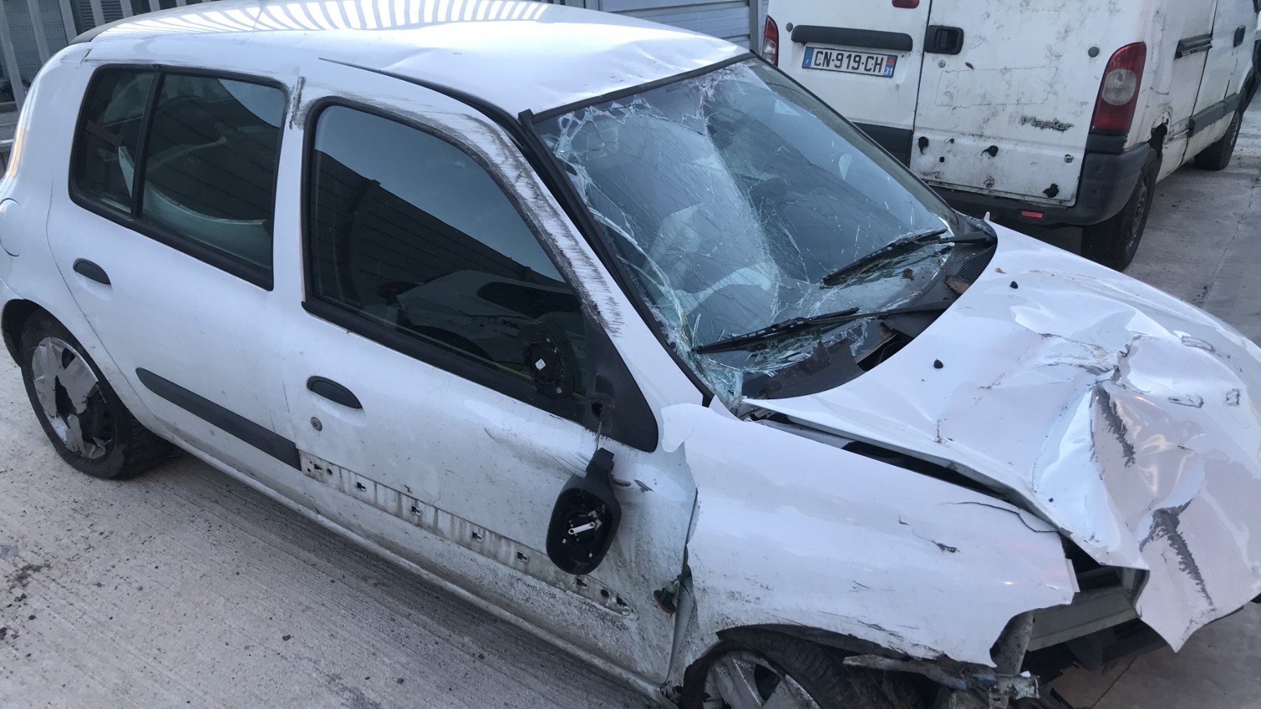 Image RENAULT CLIO 2