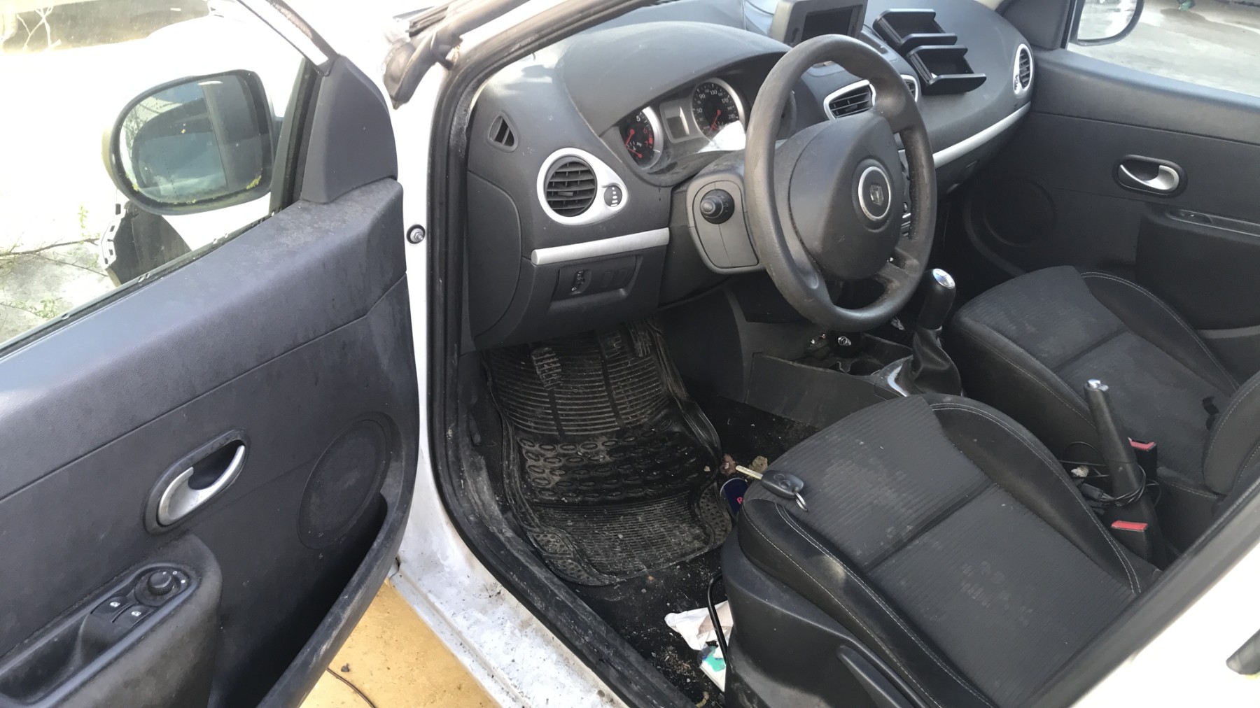 Image RENAULT CLIO 3