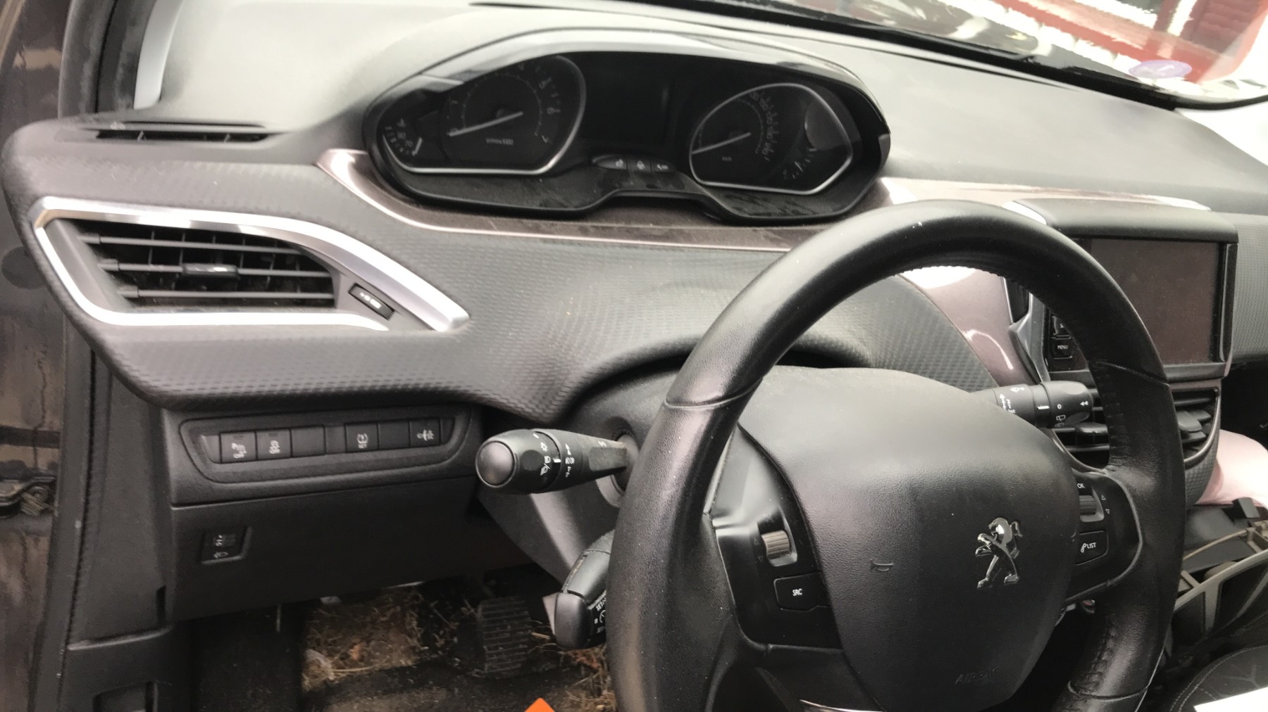 Image PEUGEOT 2008 1