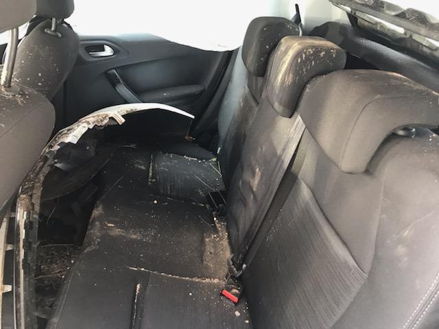 Image PEUGEOT 208 1