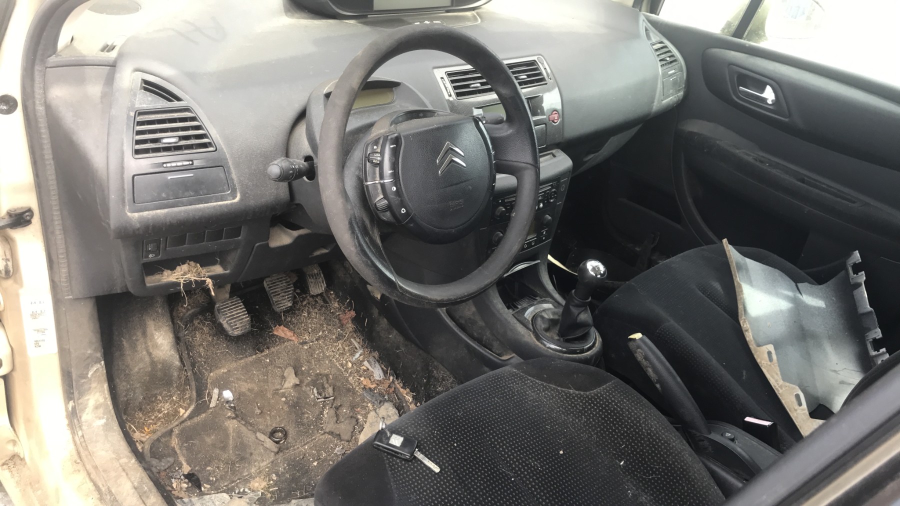 Image CITROEN C4 1