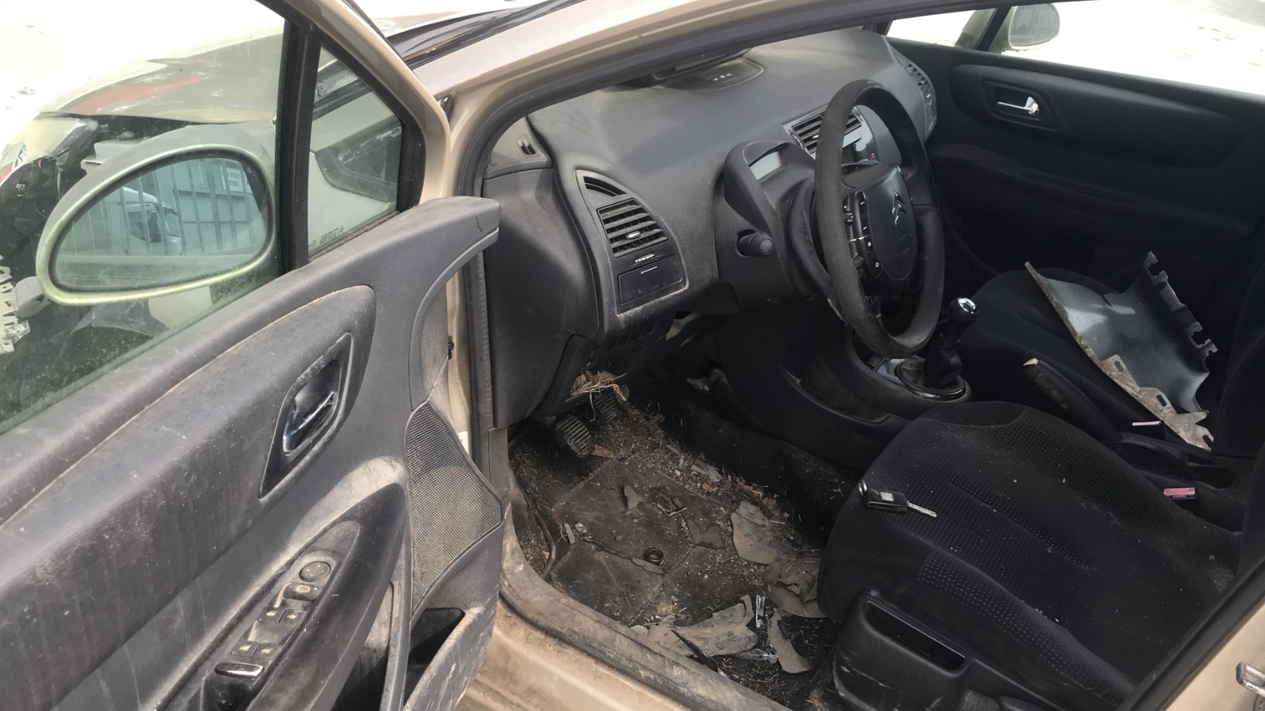 Image CITROEN C4 1