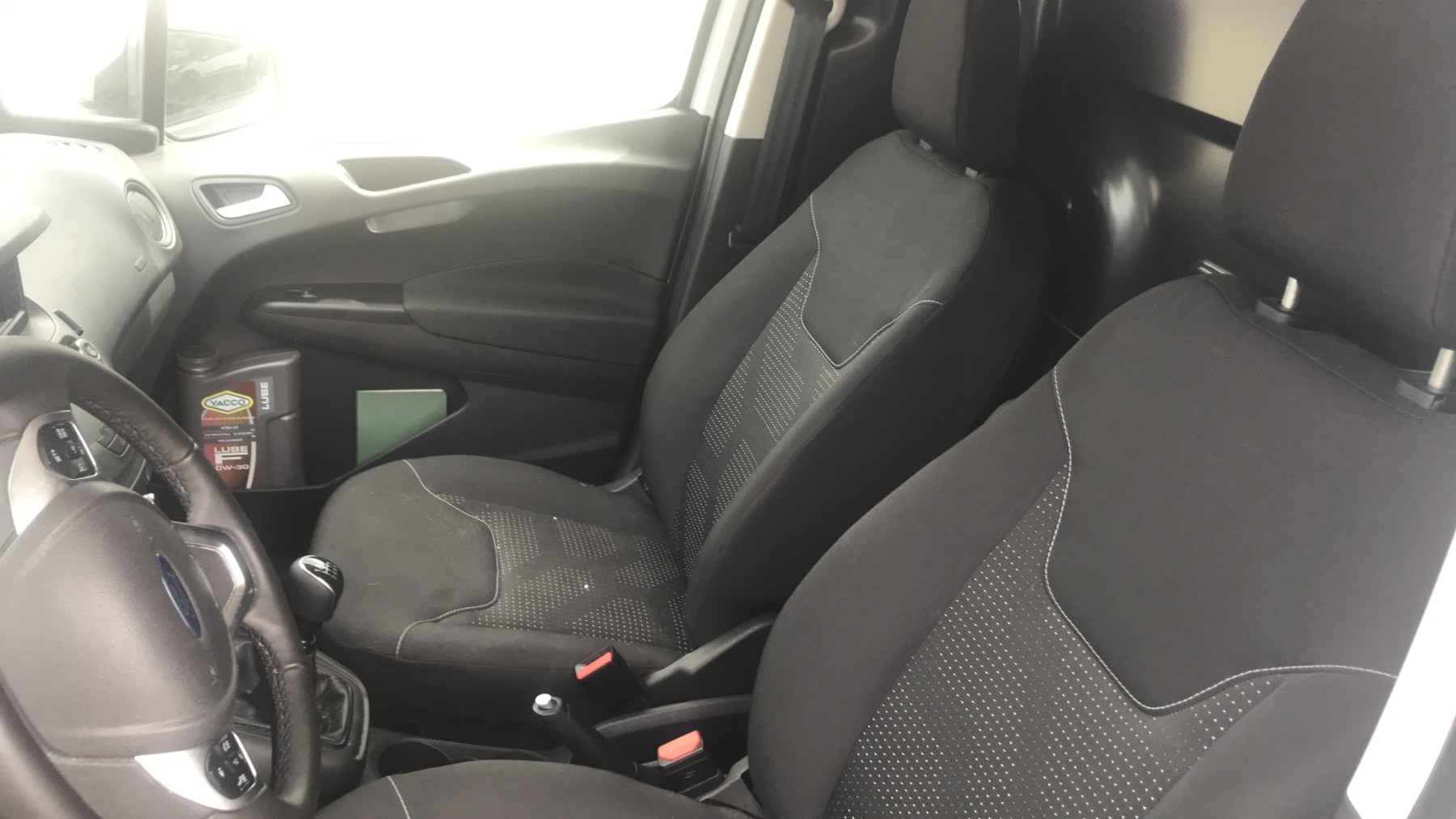 Image FORD TRANSIT COURIER