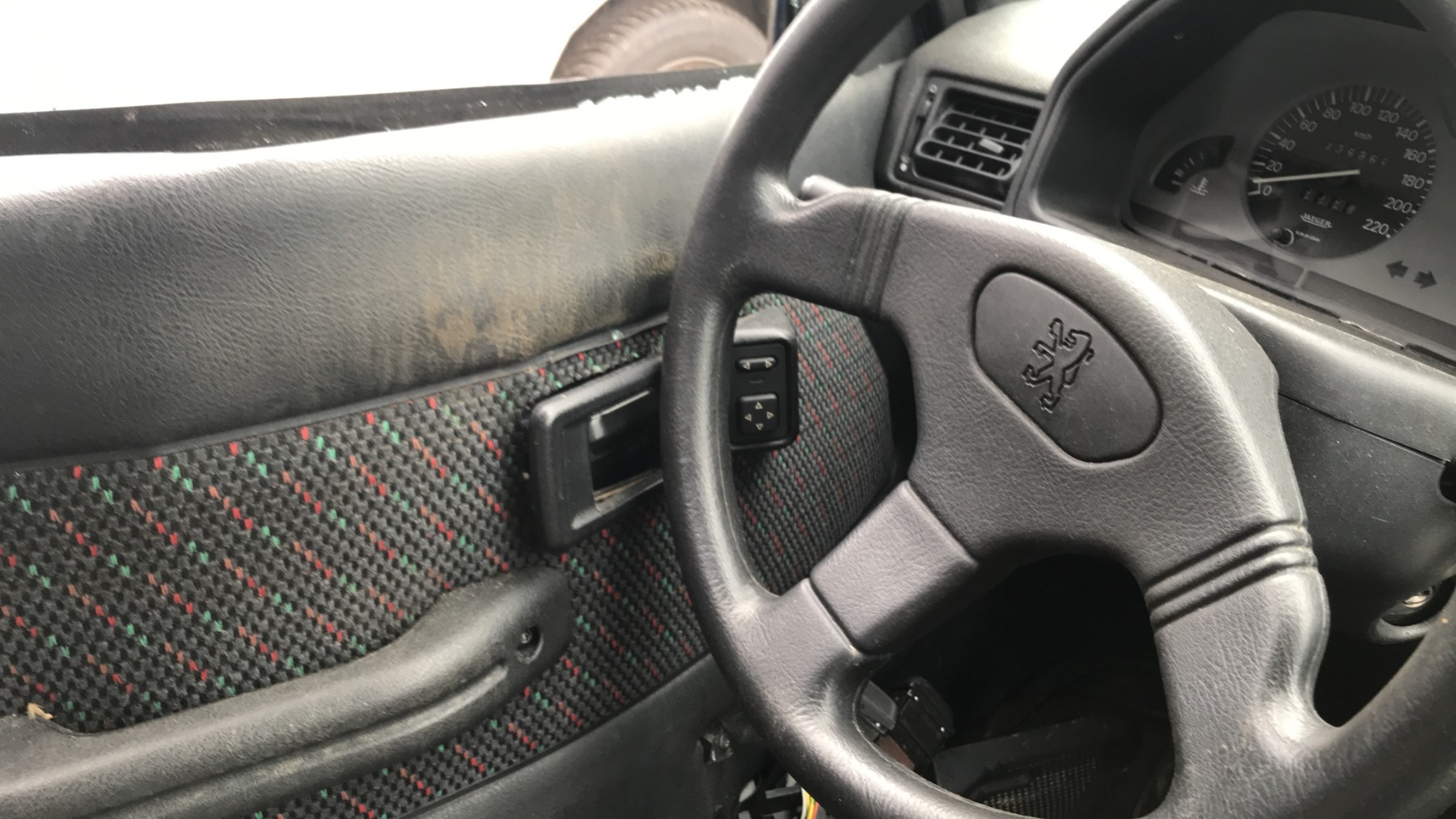 Image PEUGEOT 106