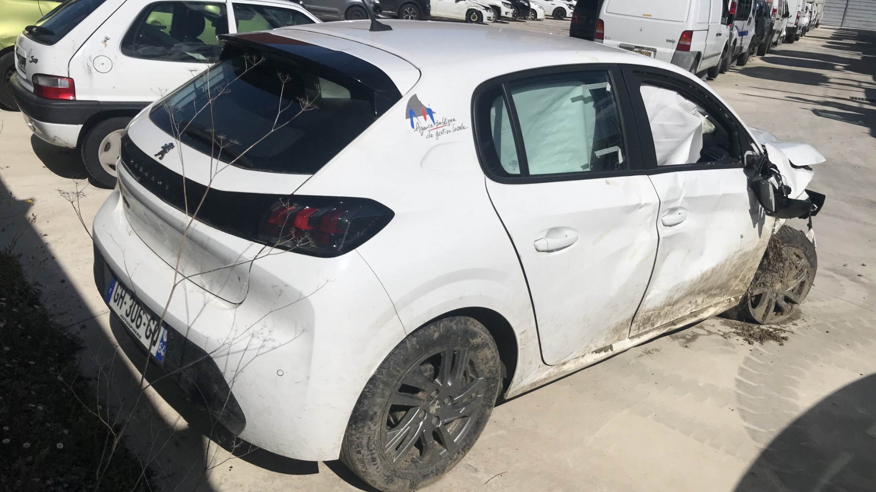 Image PEUGEOT 208 2
