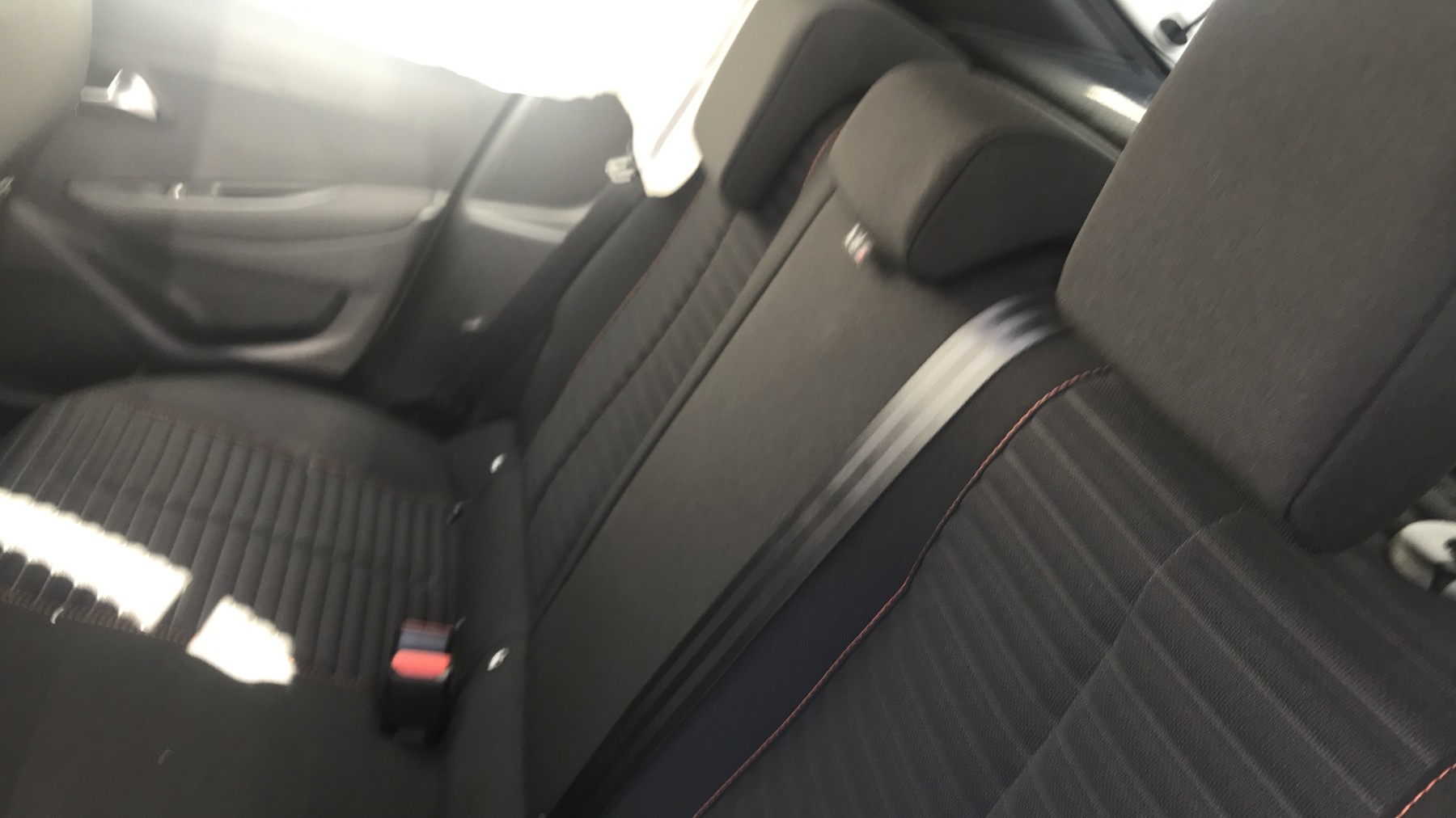 Image PEUGEOT 208 2