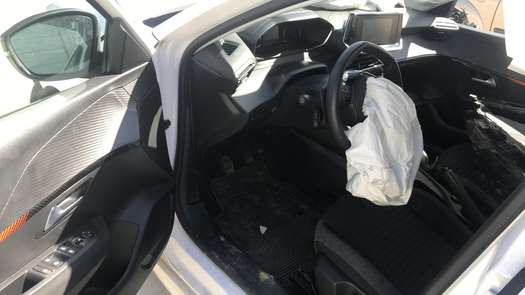 Image PEUGEOT 208 2