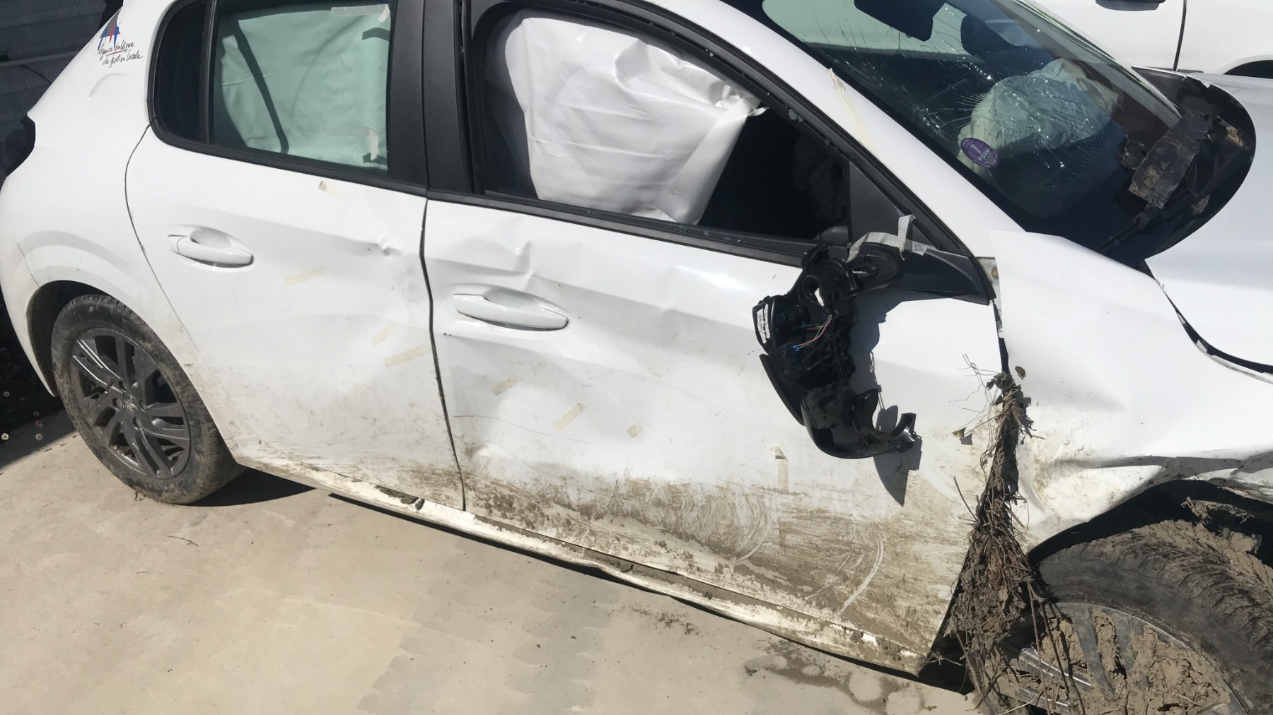 Image PEUGEOT 208 2
