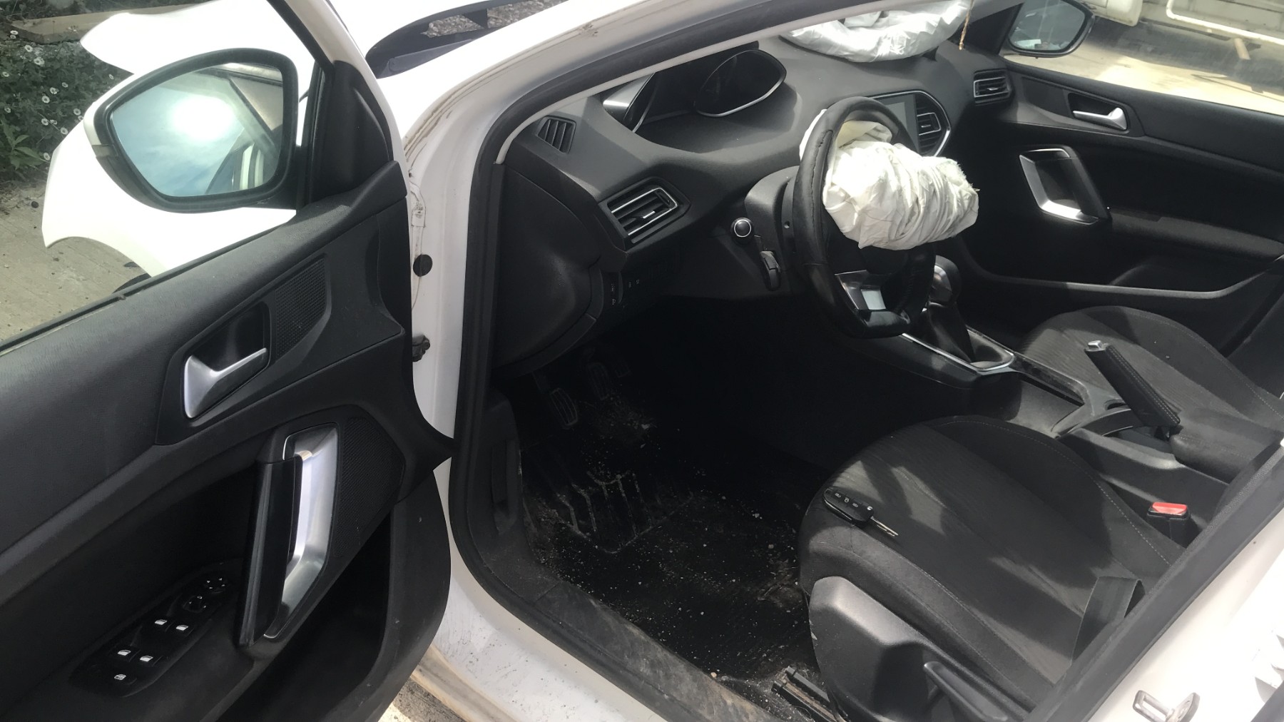 Image PEUGEOT 308 2
