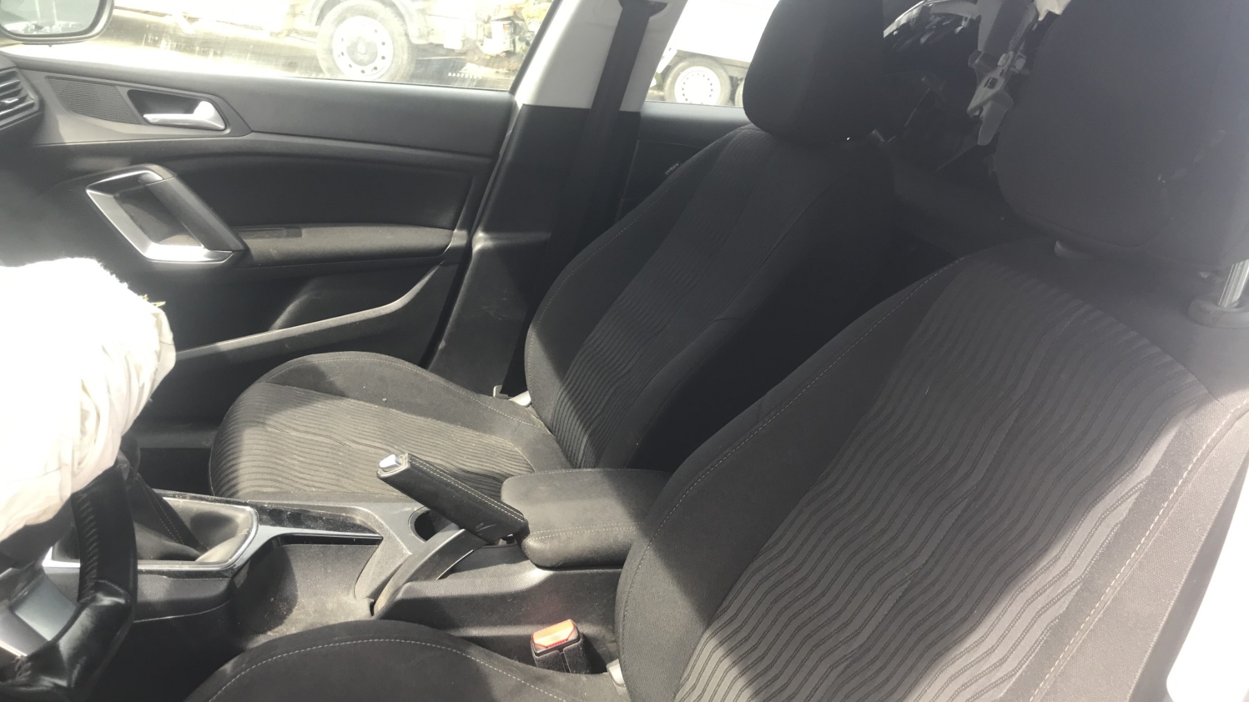 Image PEUGEOT 308 2