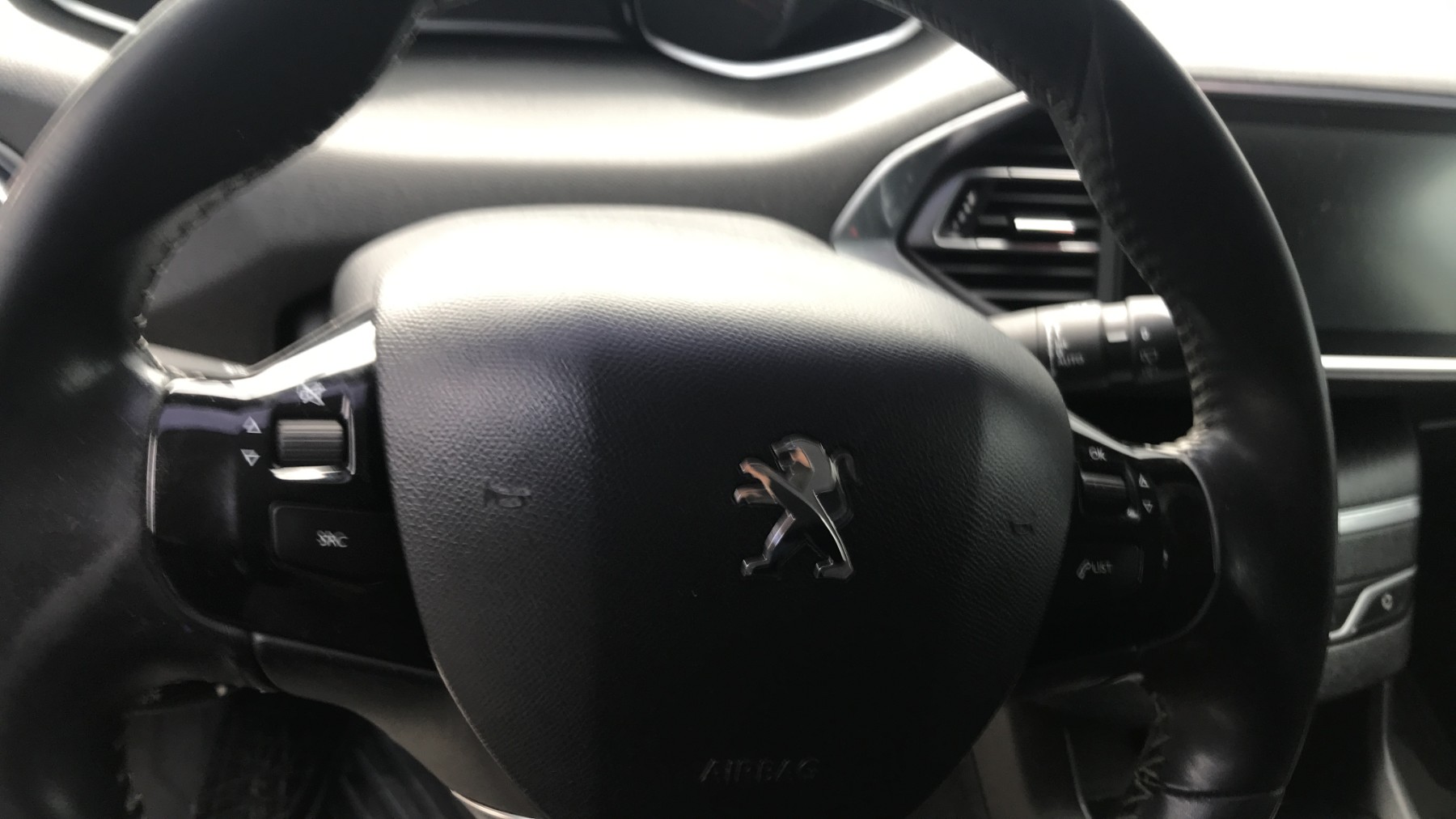 Image PEUGEOT 308 2