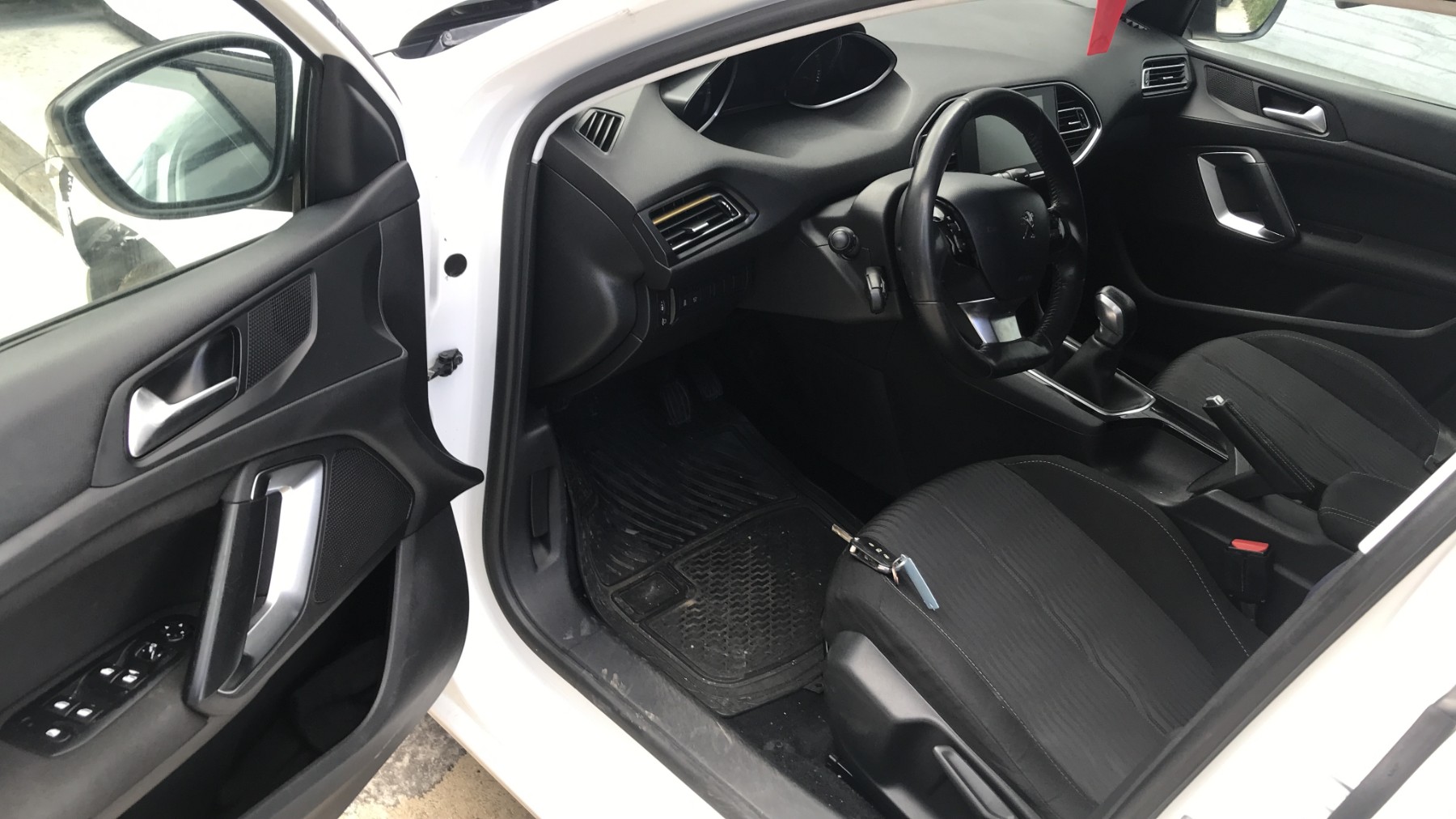 Image PEUGEOT 308 2