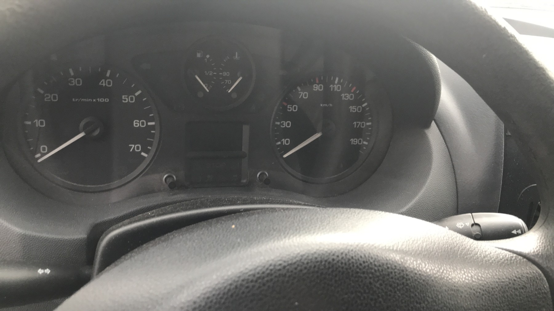 Image PEUGEOT EXPERT 2