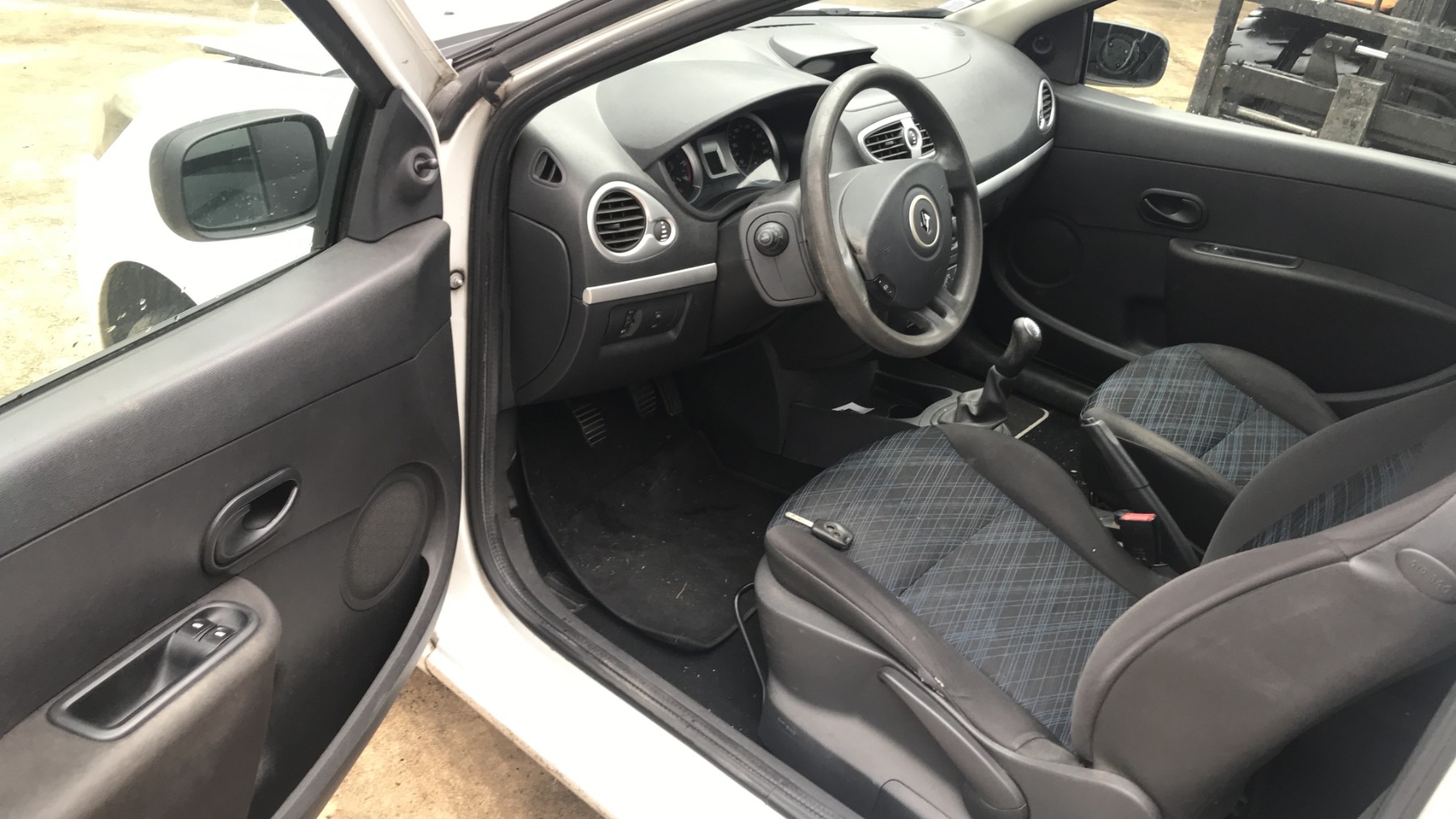 Image RENAULT CLIO 3