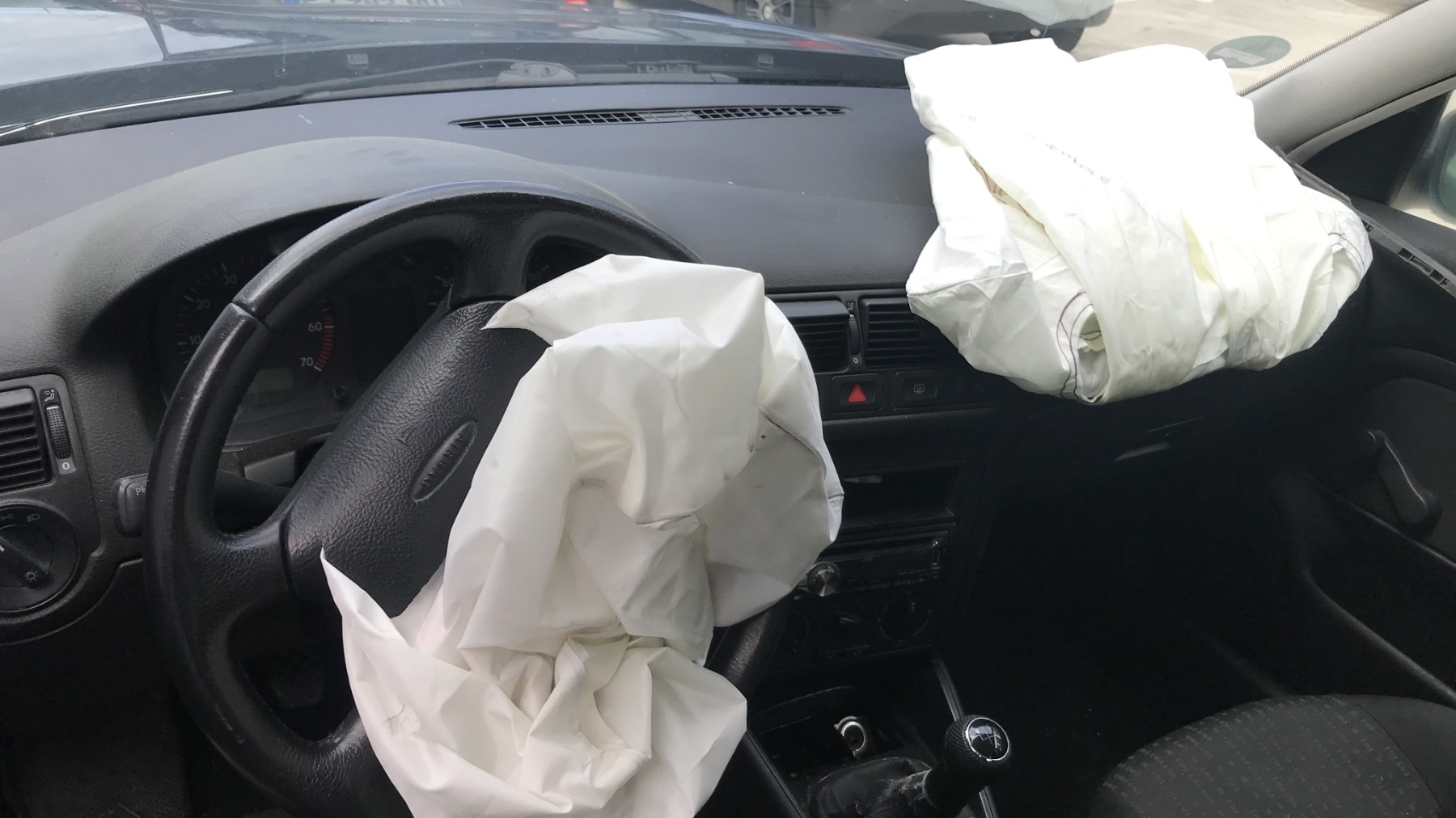 Image VOLKSWAGEN GOLF 4