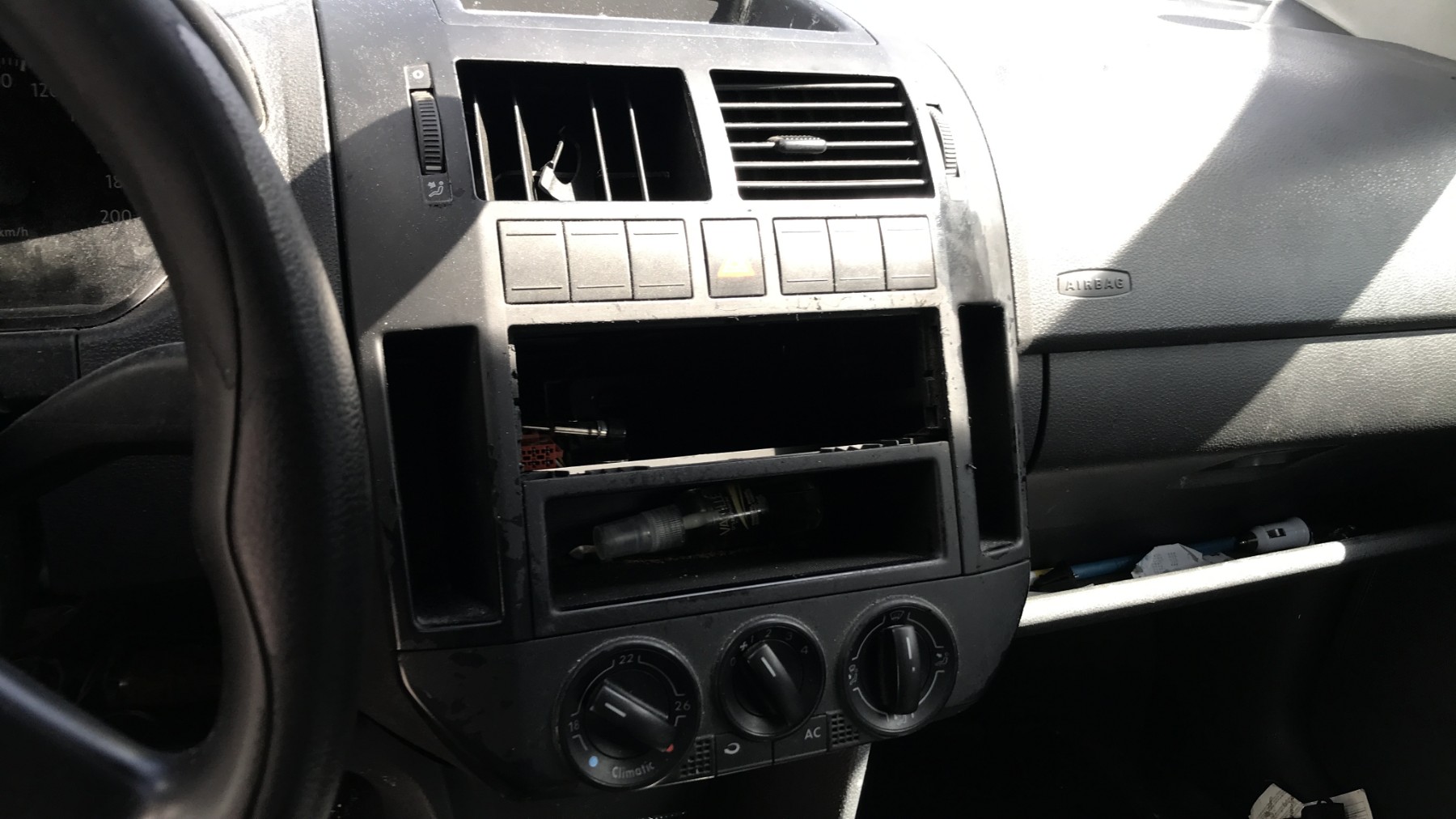 Image VOLKSWAGEN POLO 4
