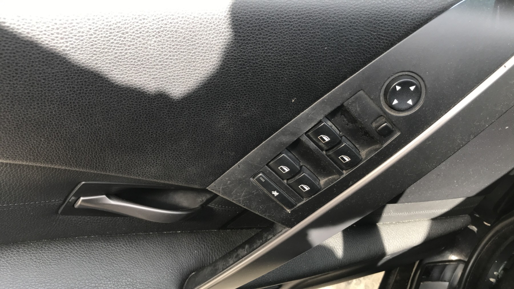 Image BMW SERIE 5 E60