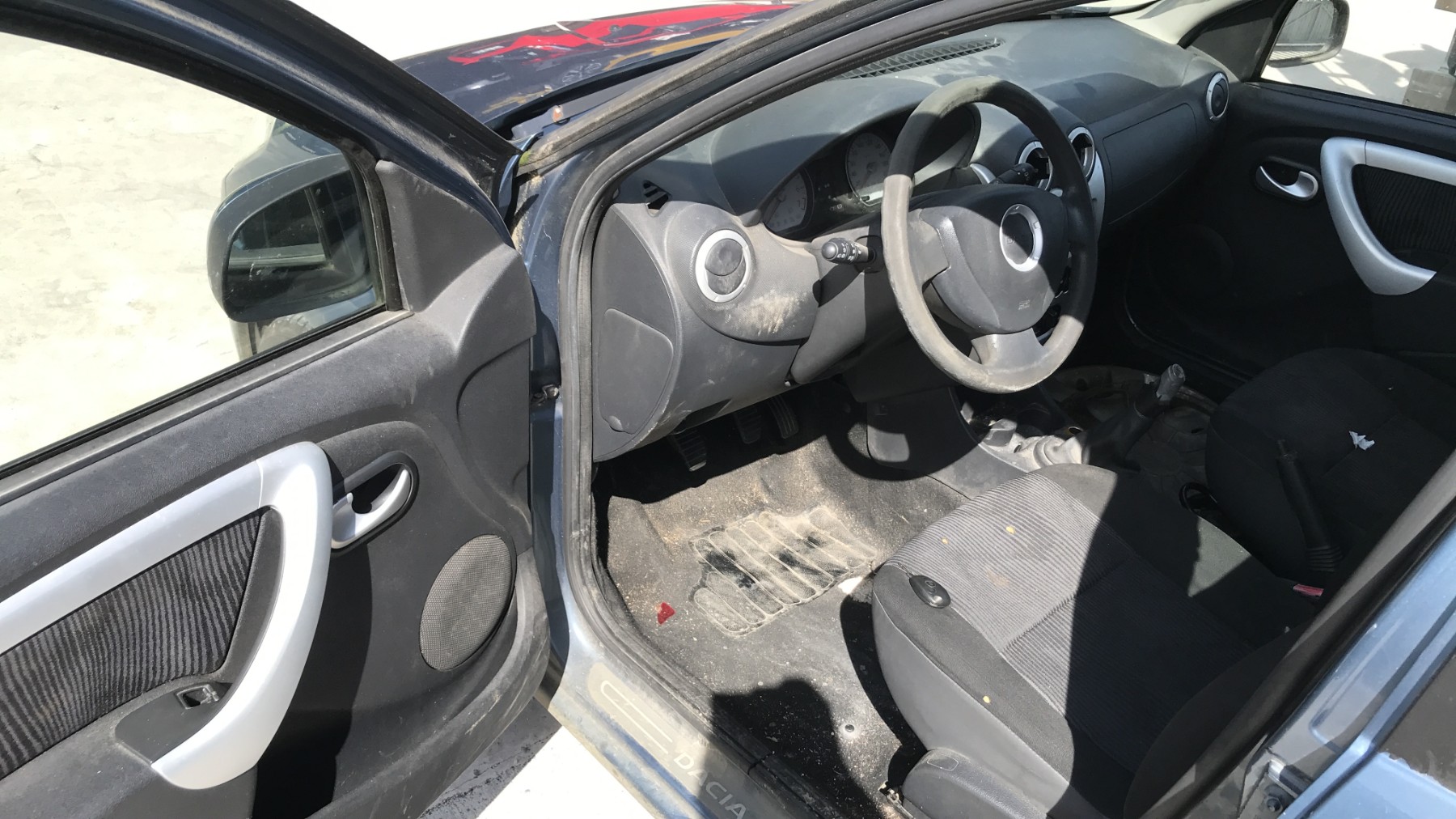 Image DACIA SANDERO 1