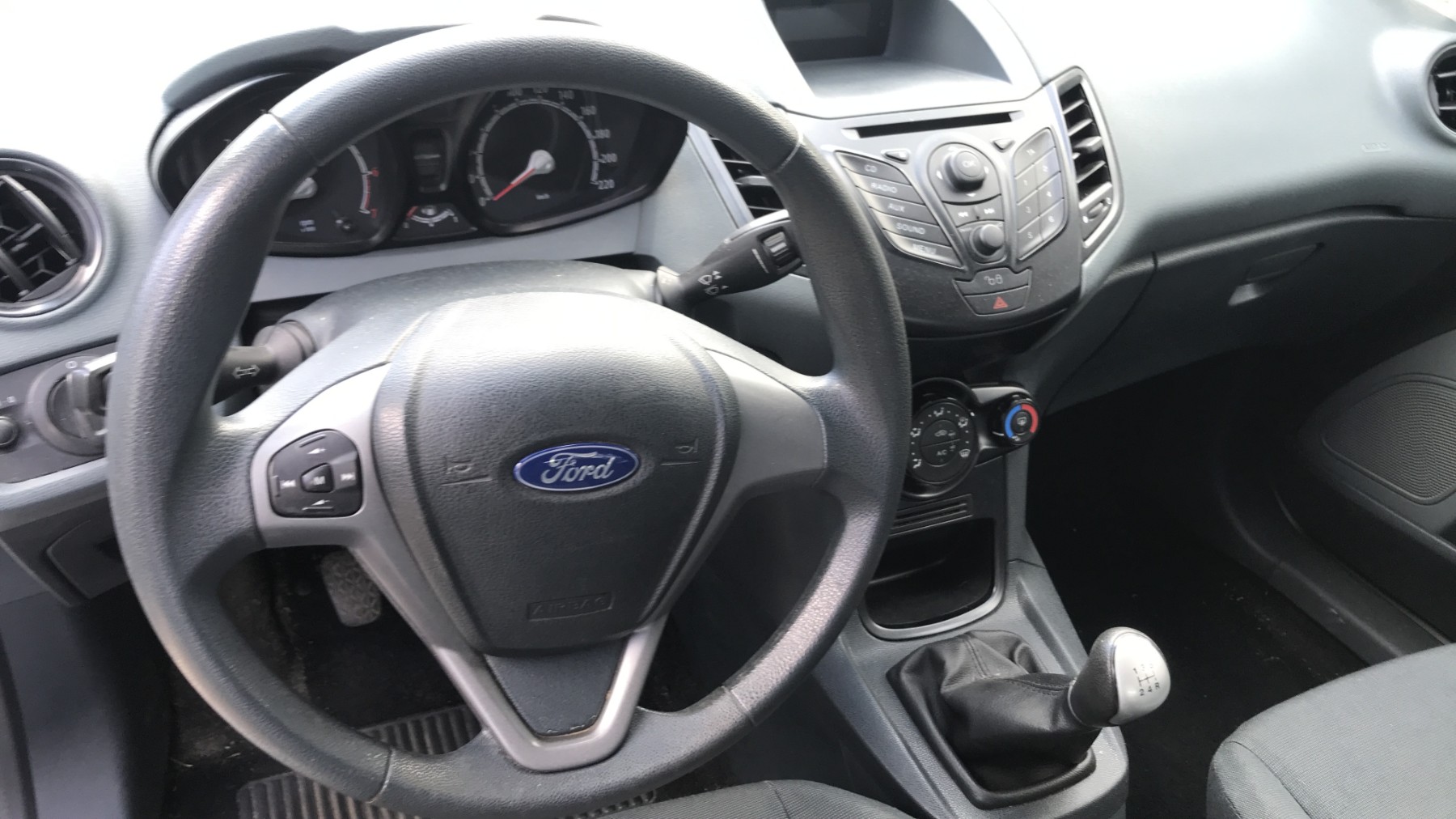Image FORD FIESTA 6