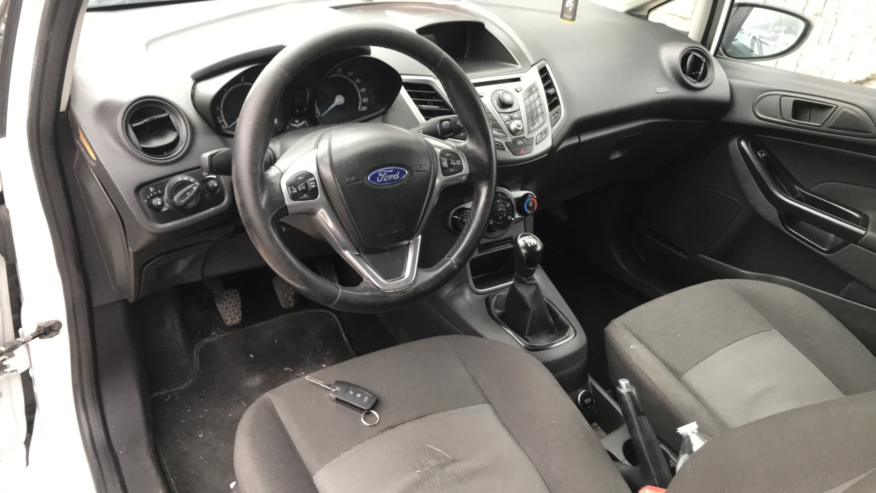 Image FORD FIESTA 6