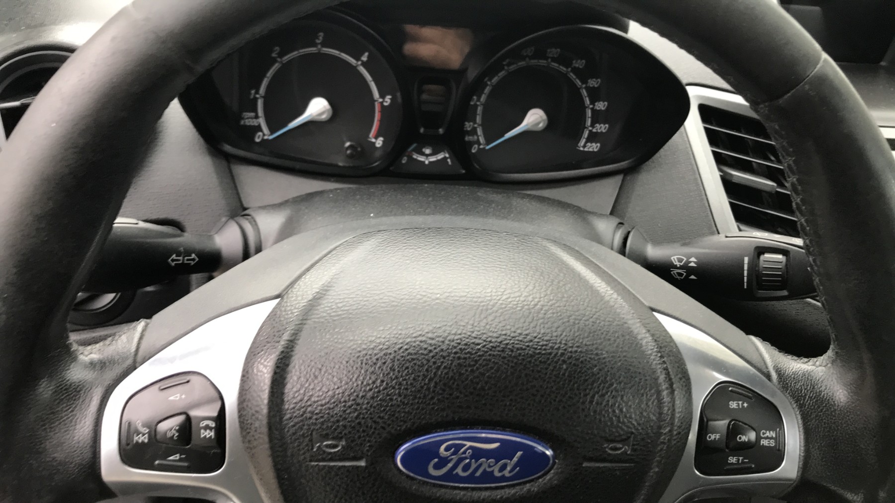 Image FORD FIESTA 6