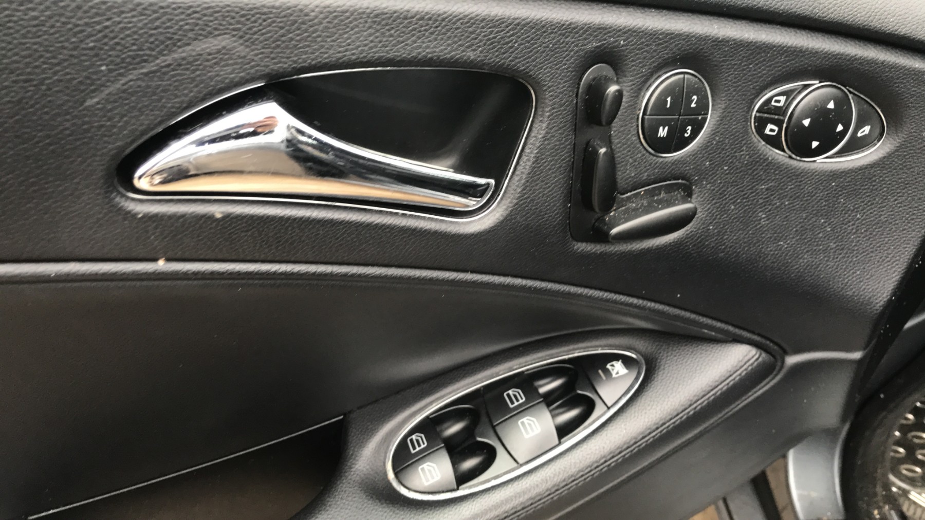 Image MERCEDES CLASSE CLS 219