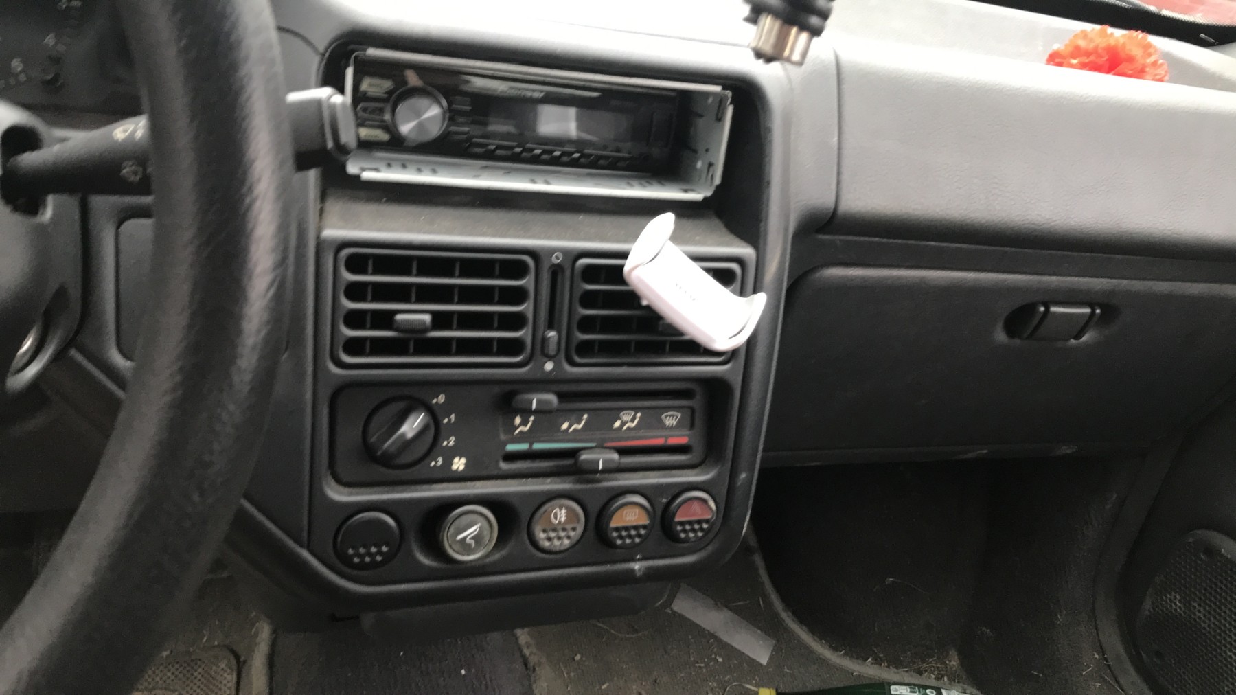 Image PEUGEOT 106