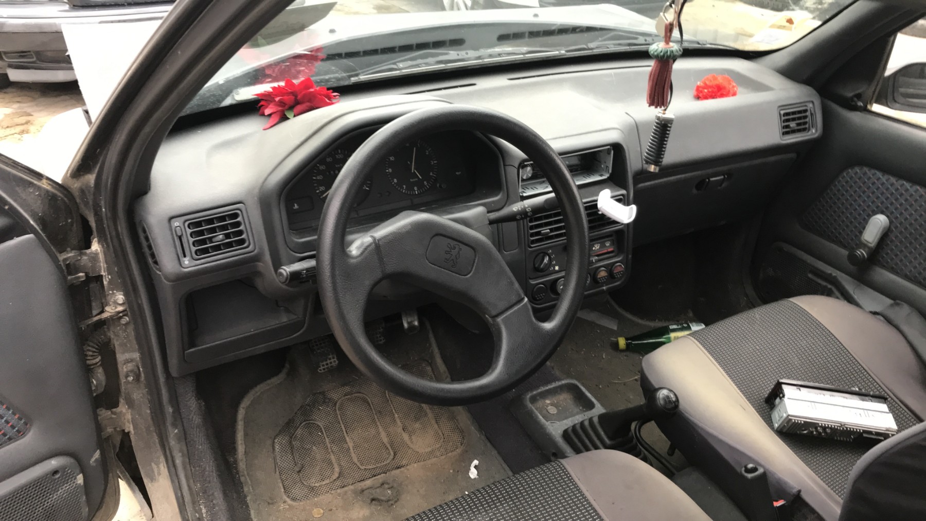 Image PEUGEOT 106