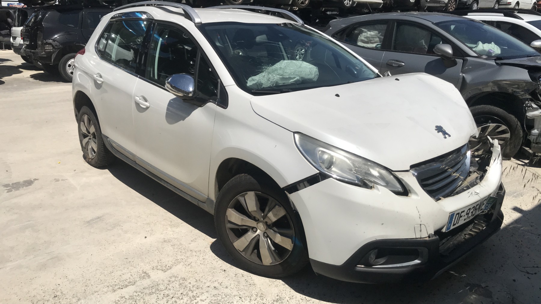 Image PEUGEOT 2008 1