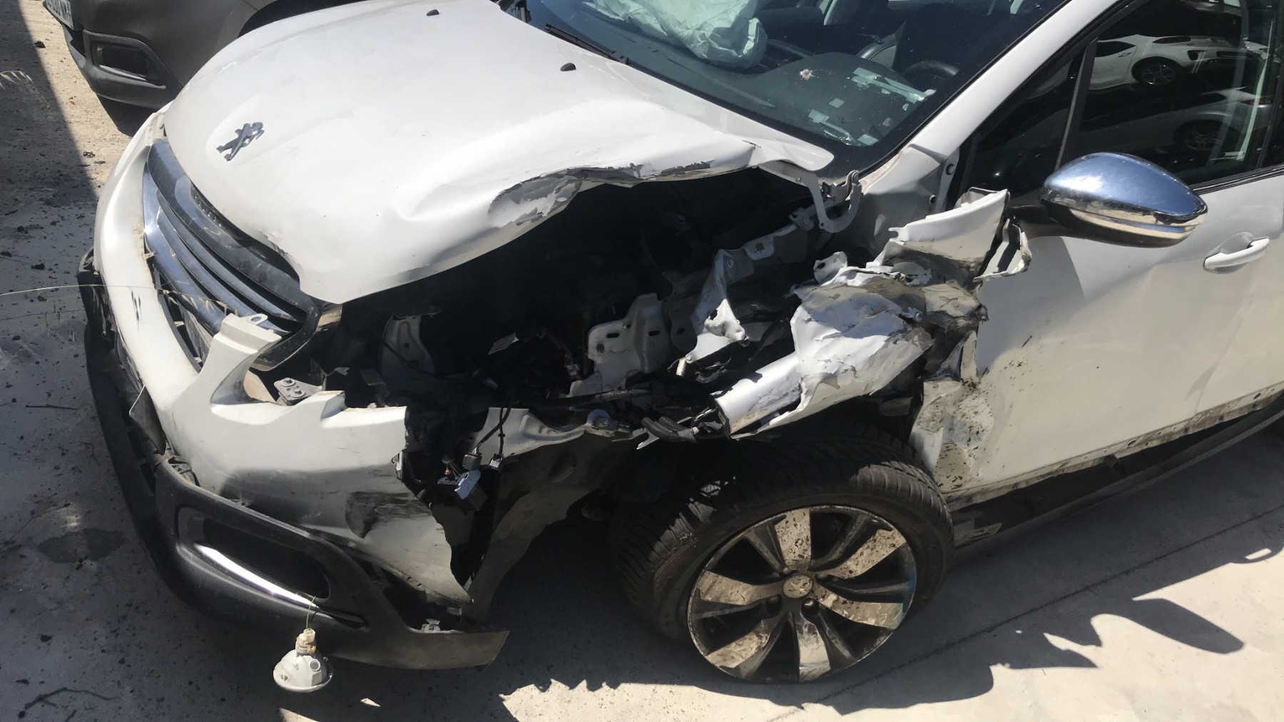 Image PEUGEOT 2008 1