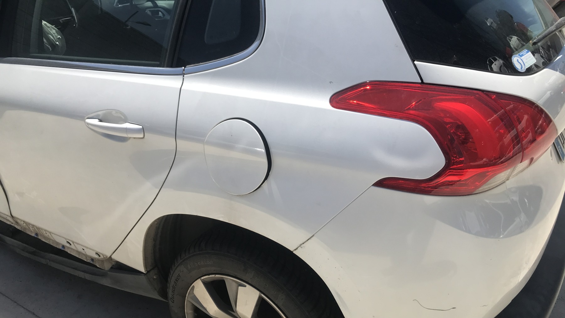 Image PEUGEOT 2008 1