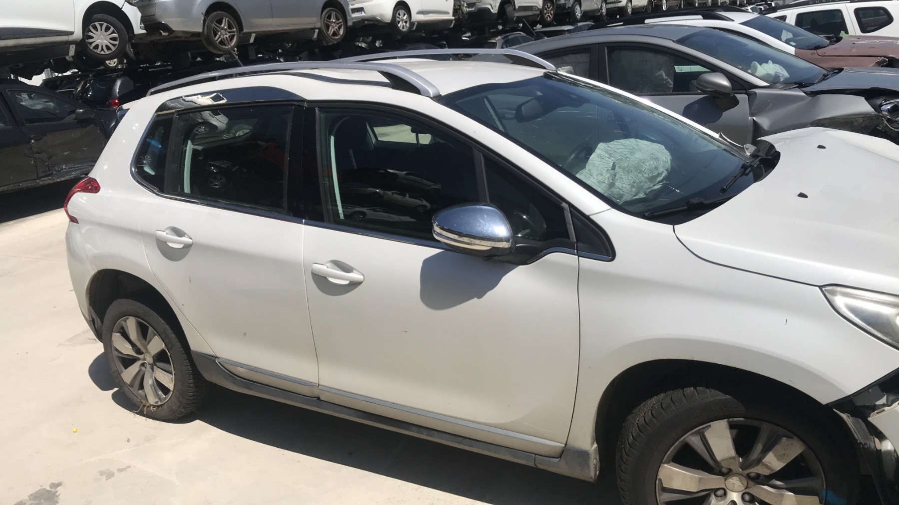 Image PEUGEOT 2008 1