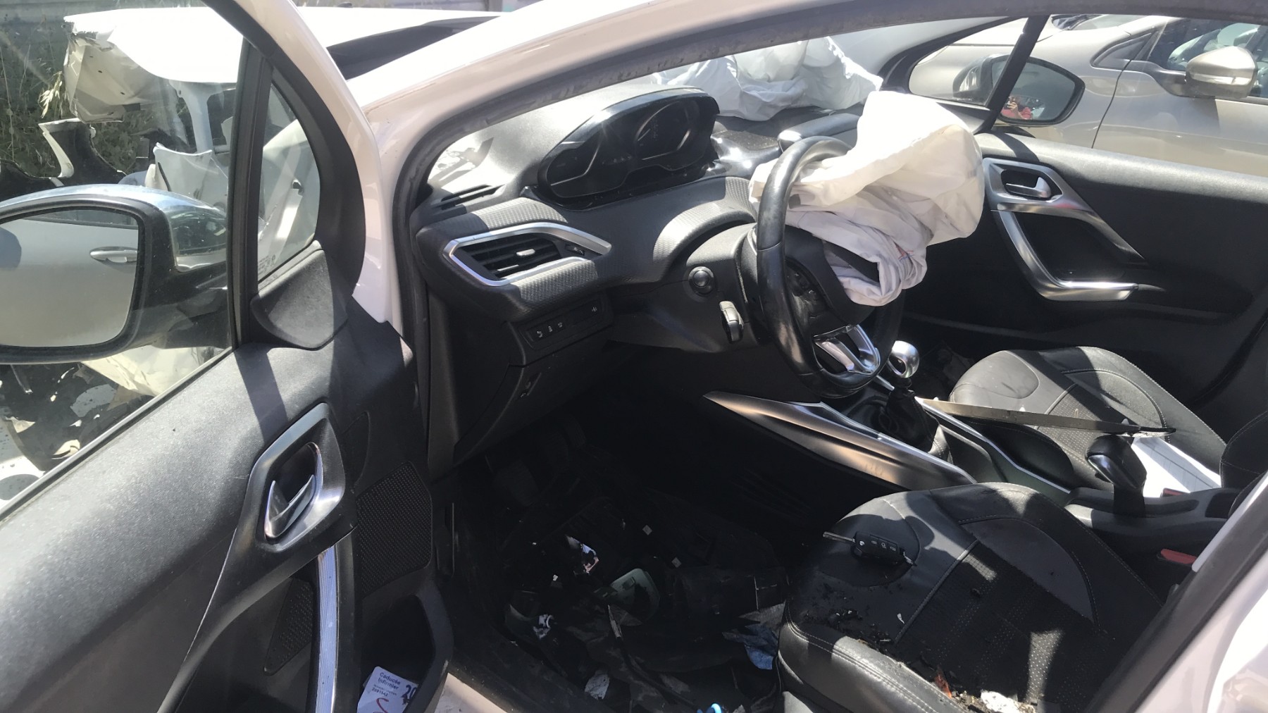 Image PEUGEOT 2008 1