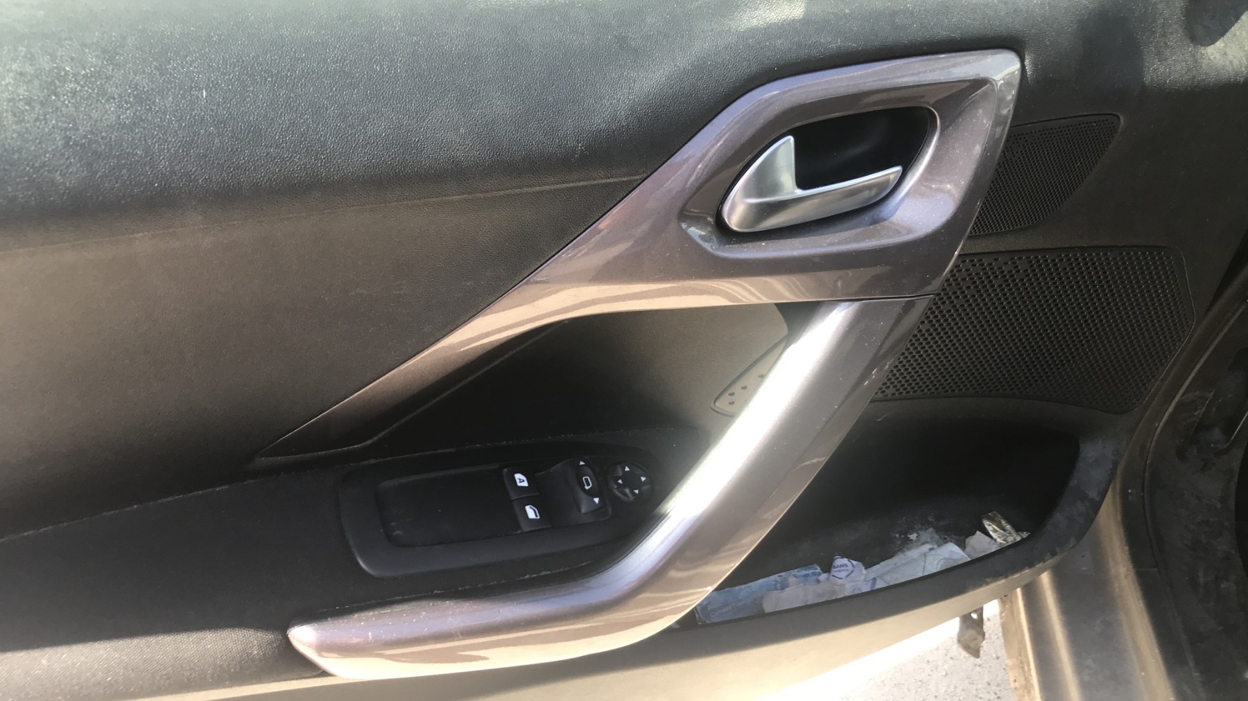 Image PEUGEOT 2008 1