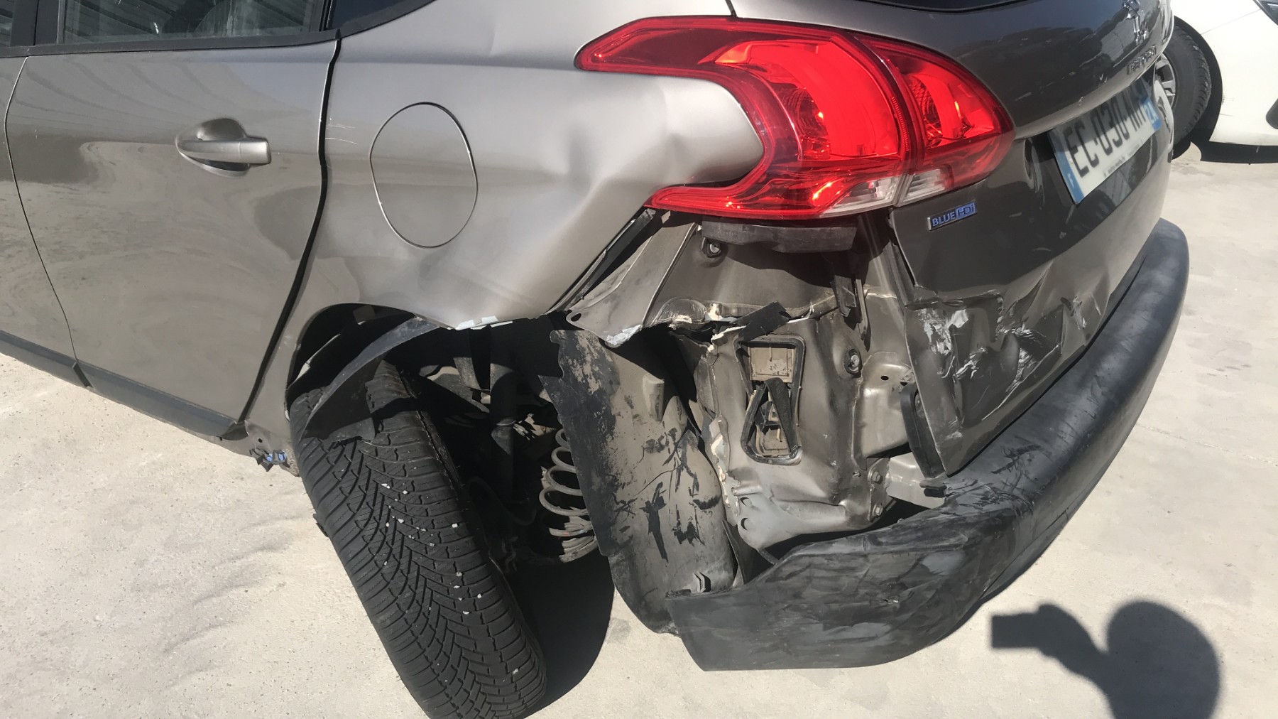 Image PEUGEOT 2008 1