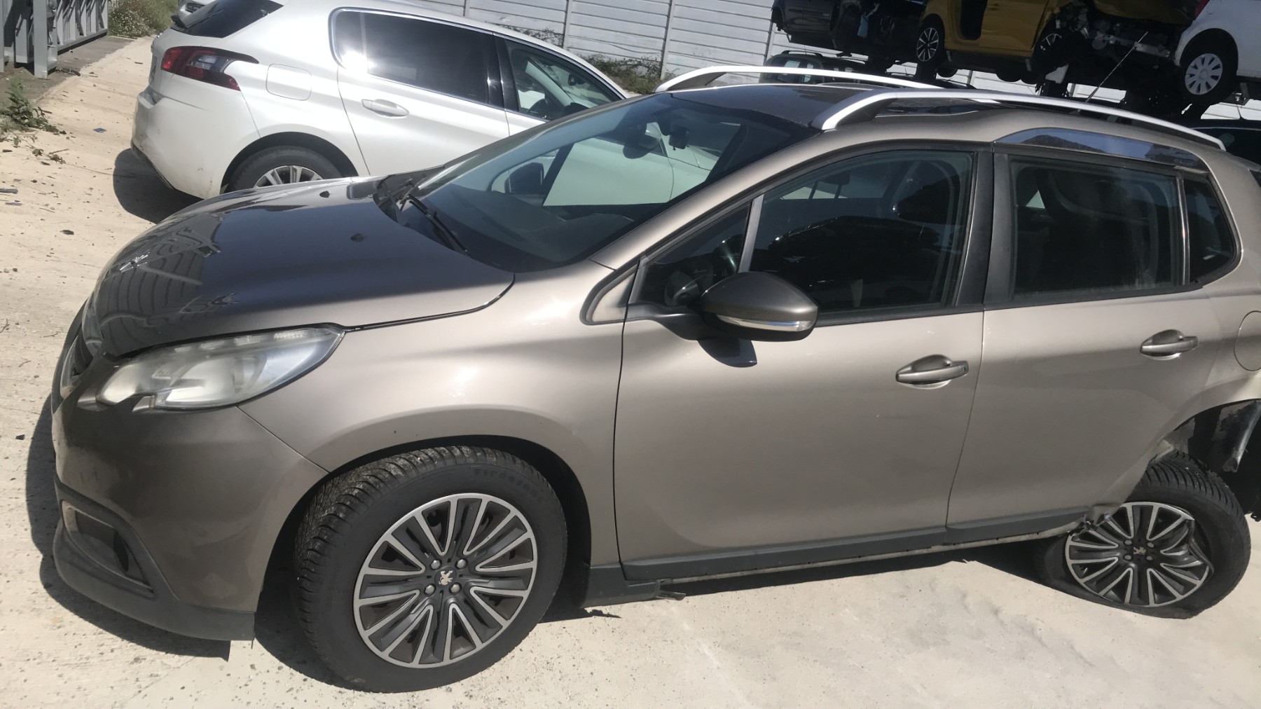 Image PEUGEOT 2008 1