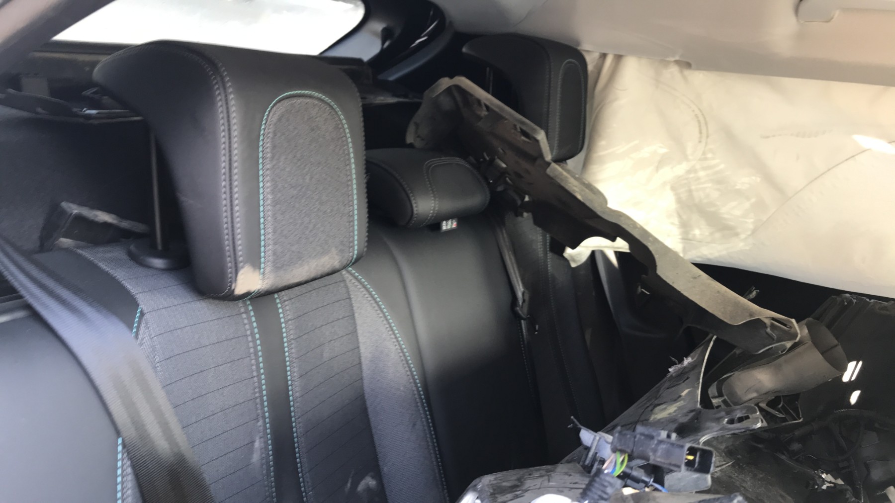 Image PEUGEOT 2008 2