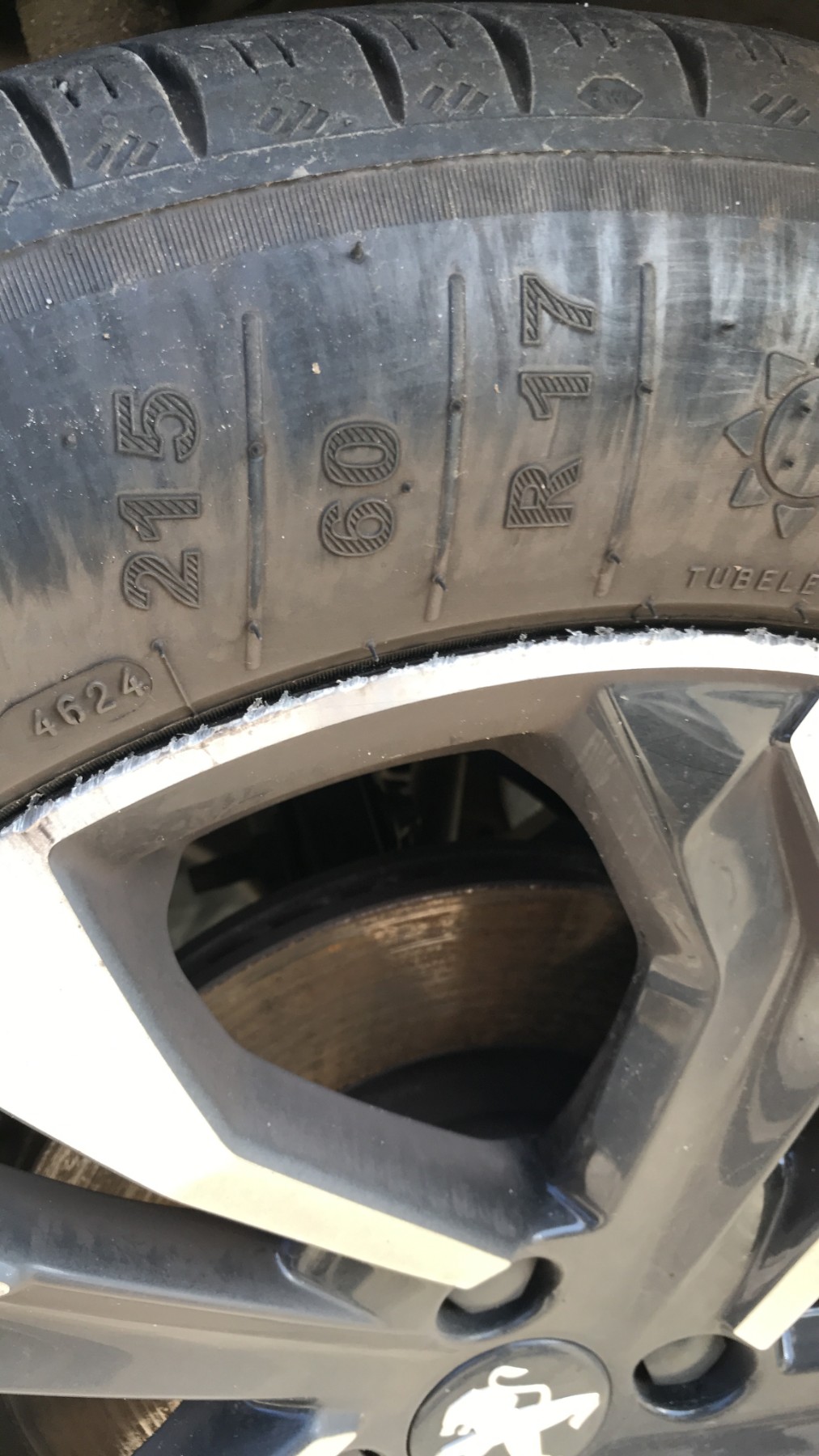Image PEUGEOT 2008 2
