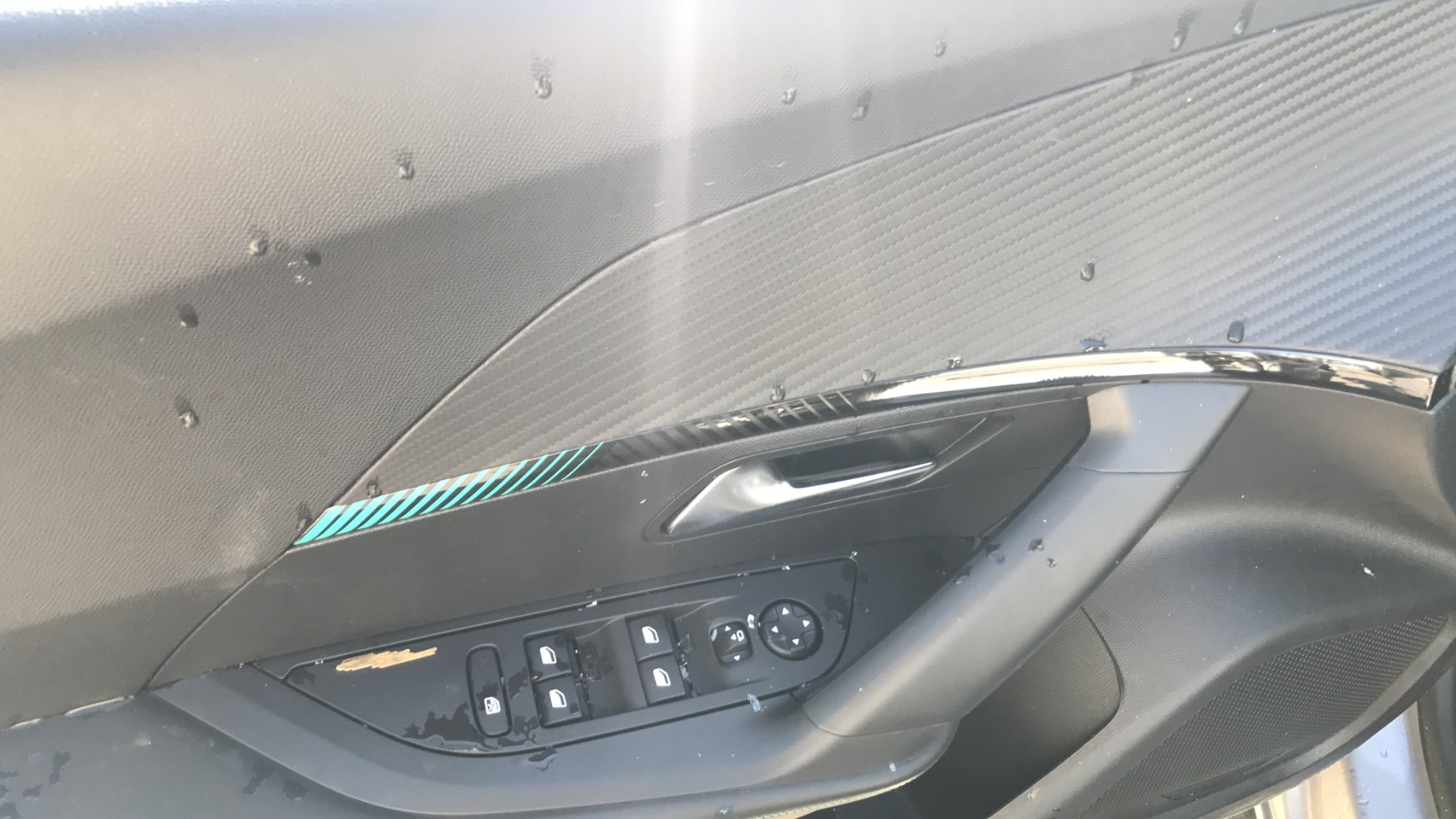 Image PEUGEOT 2008 2