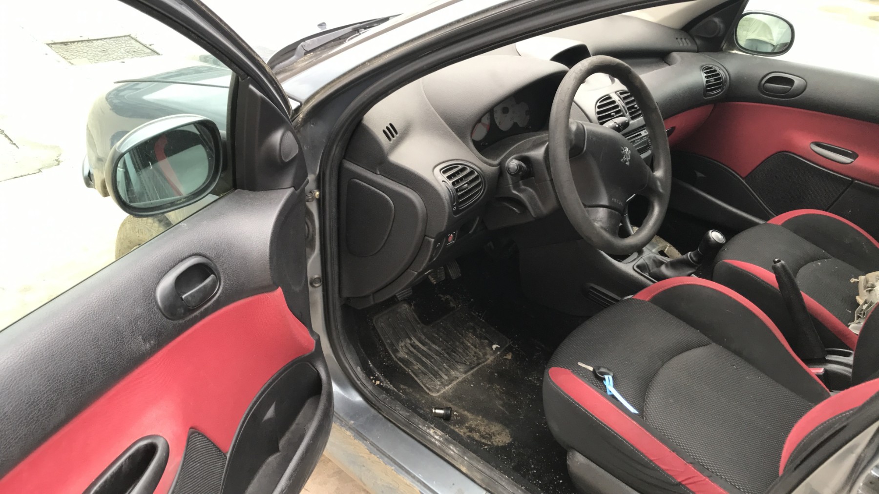 Image PEUGEOT 206