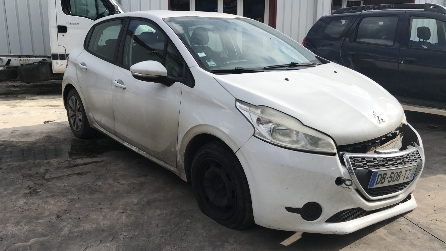 Image PEUGEOT 208 1