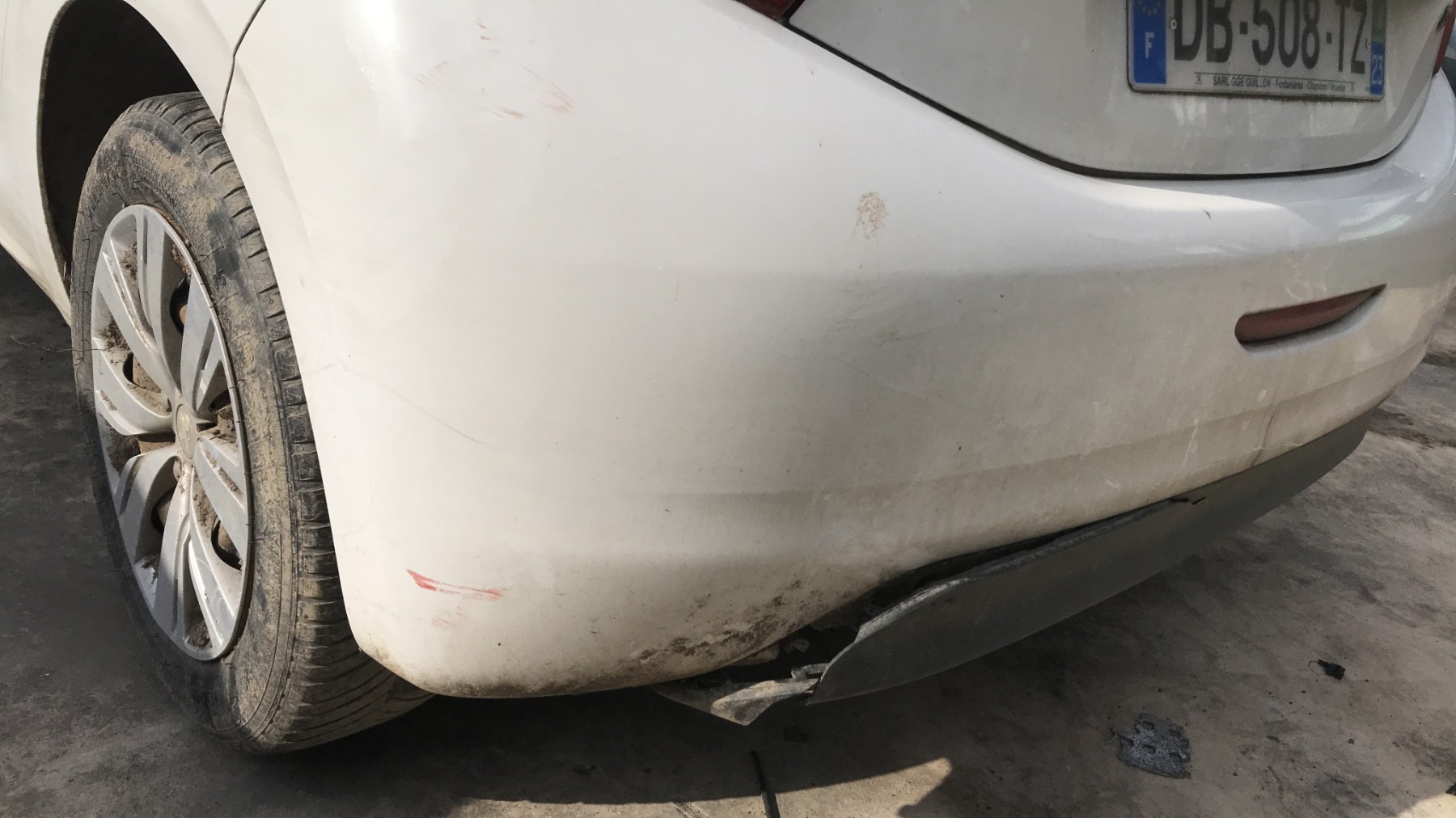 Image PEUGEOT 208 1